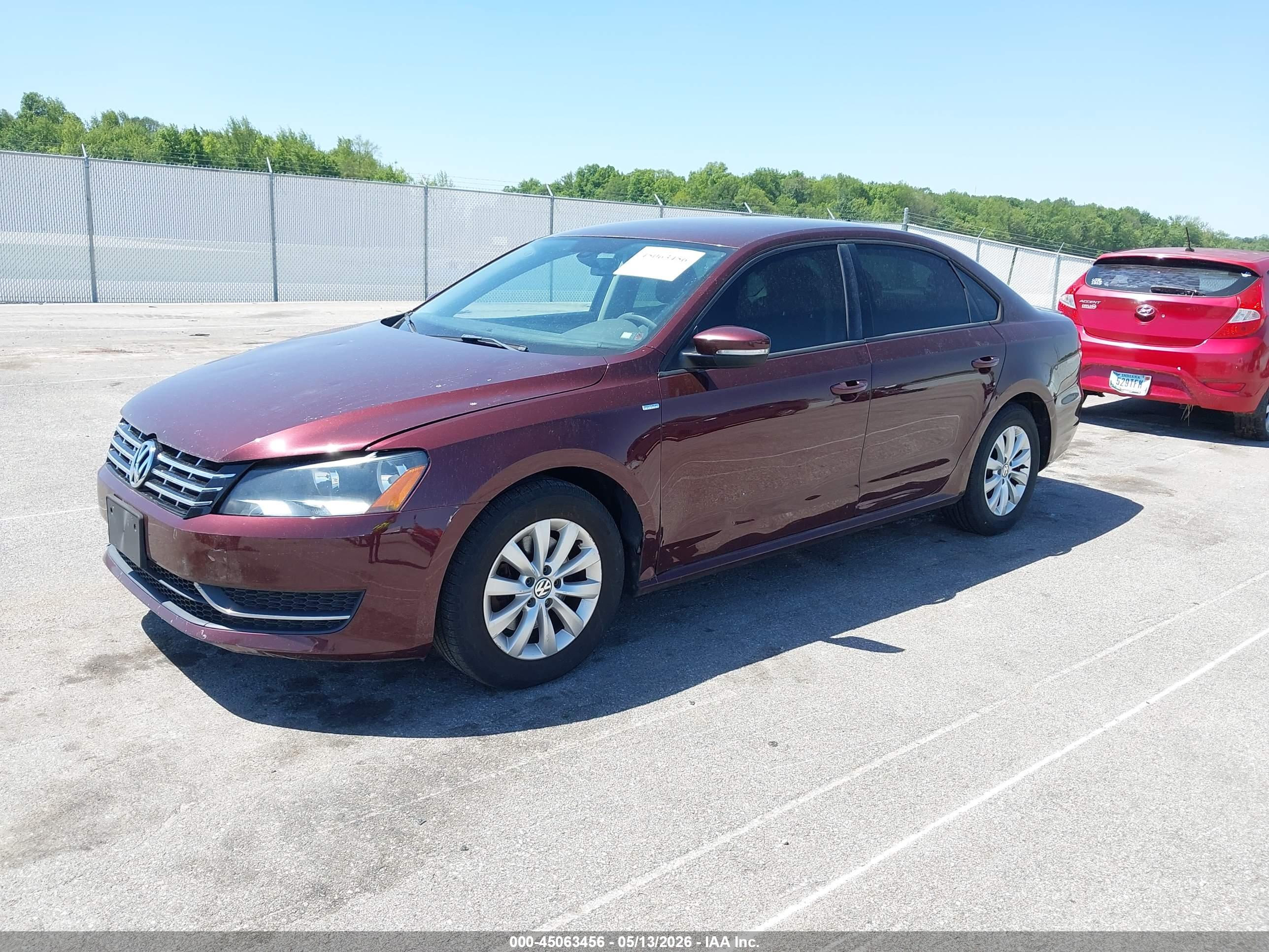 VOLKSWAGEN PASSAT image 2