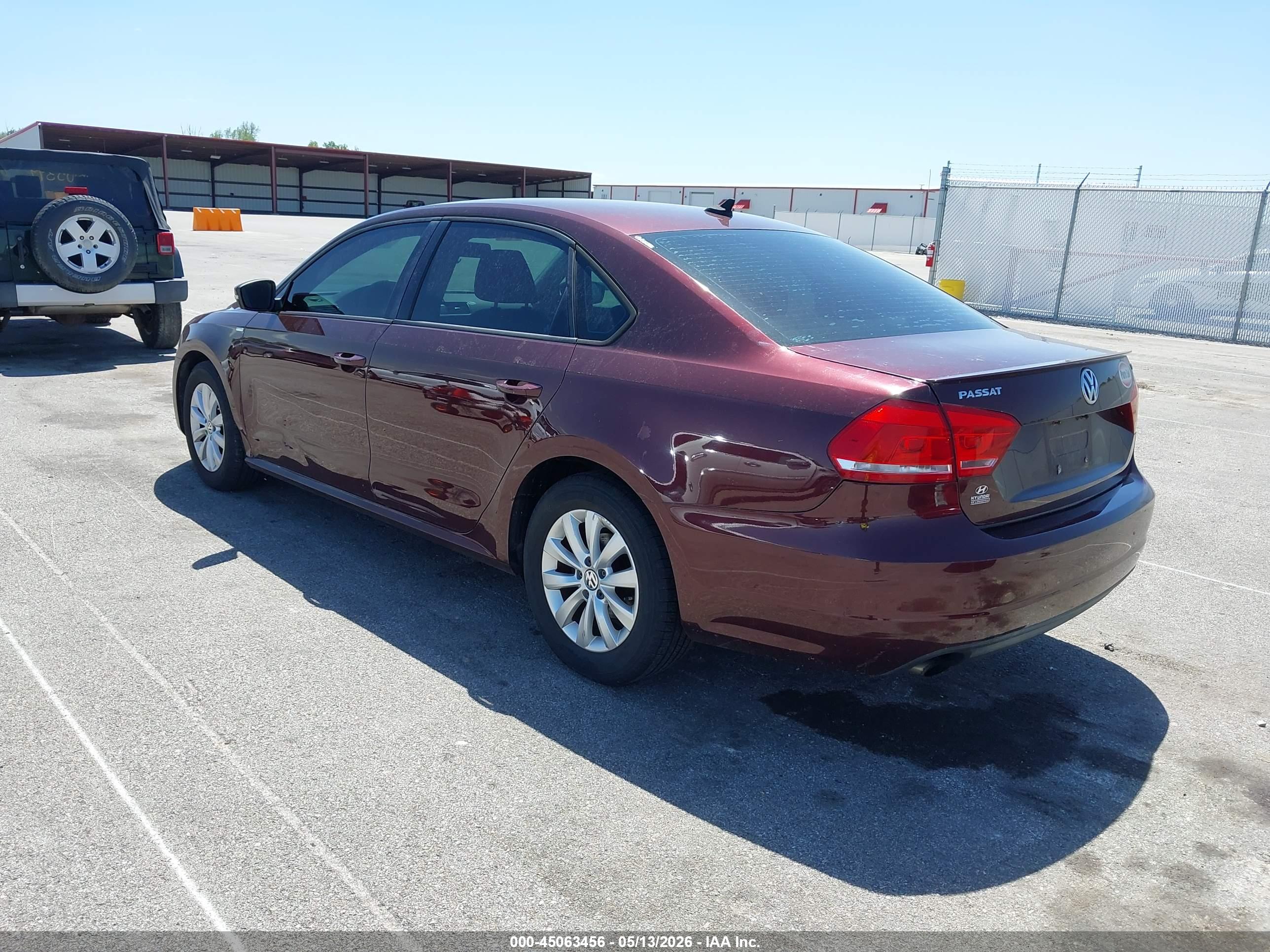 VOLKSWAGEN PASSAT image 3