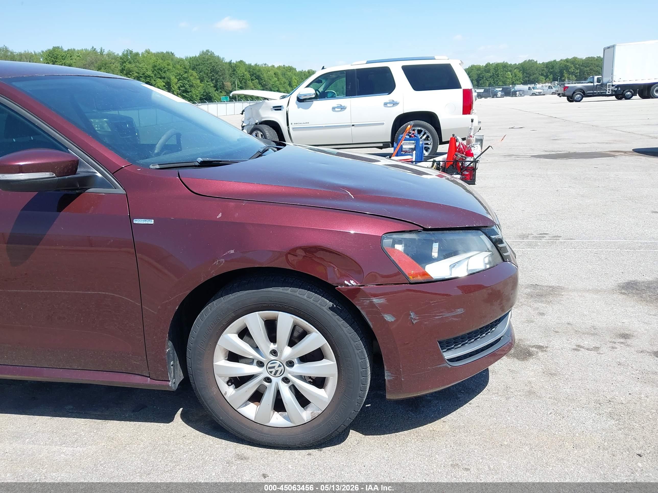 VOLKSWAGEN PASSAT image 6