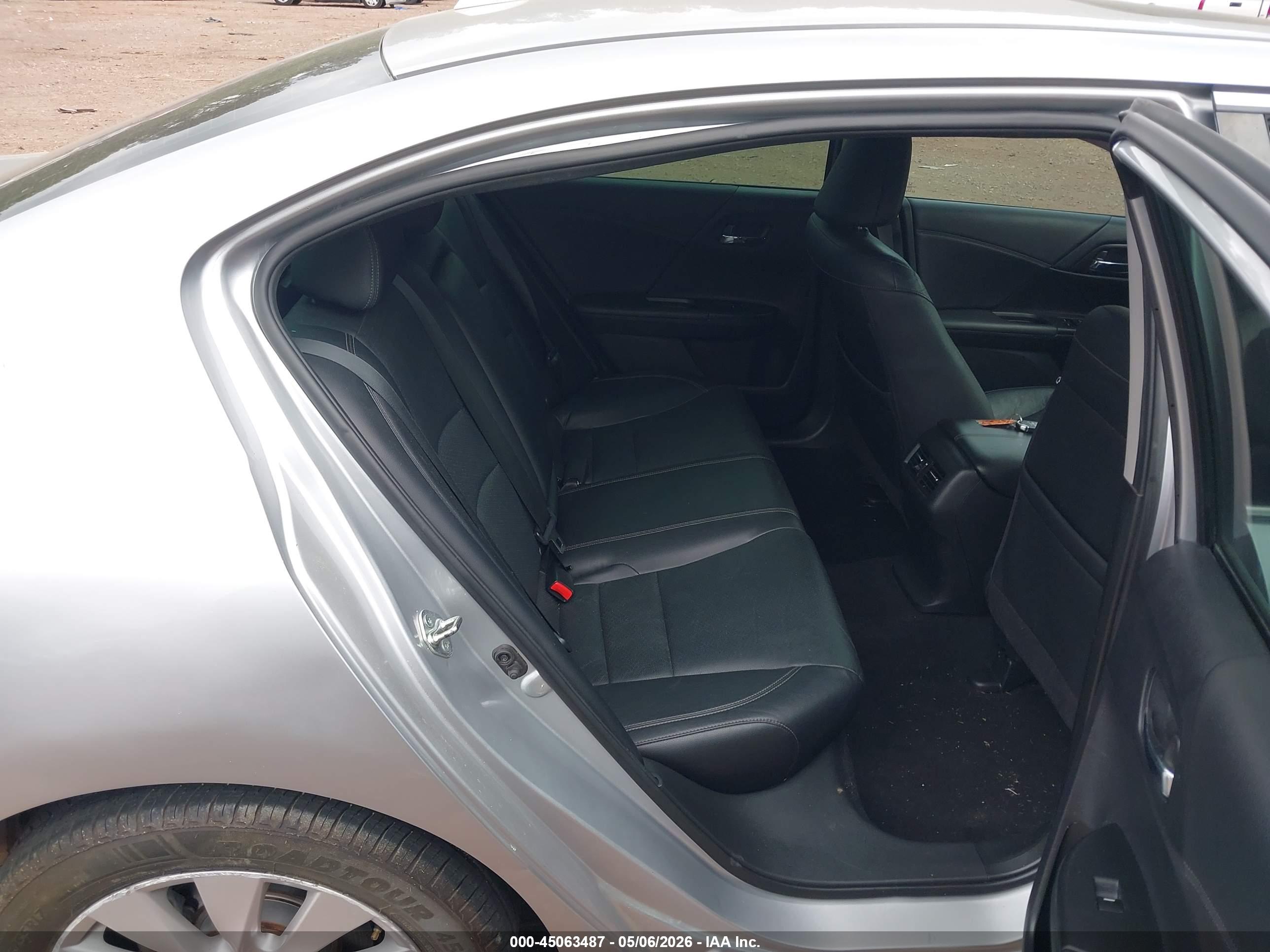 HONDA ACCORD image 8