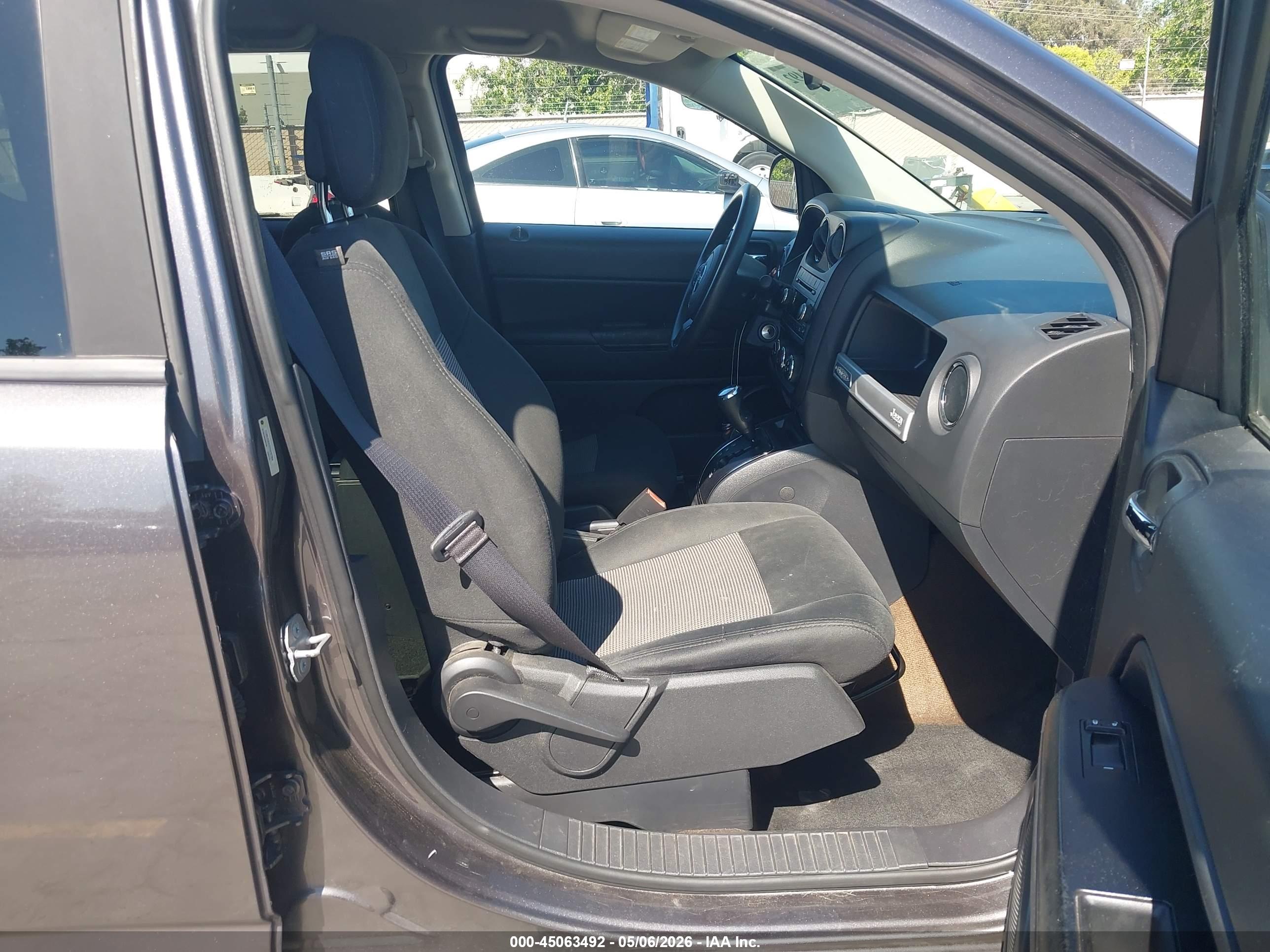 JEEP COMPASS image 5