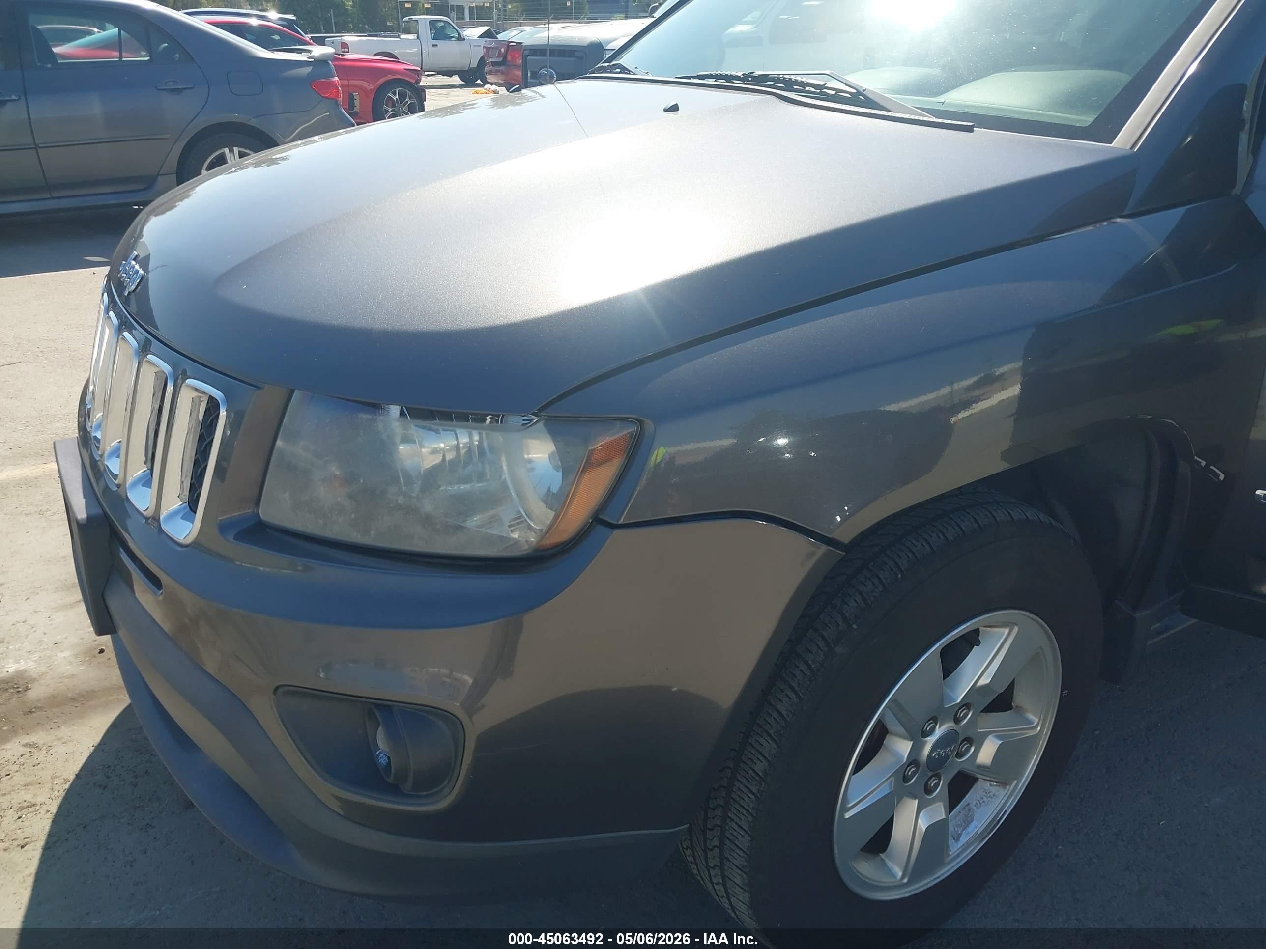 JEEP COMPASS image 6
