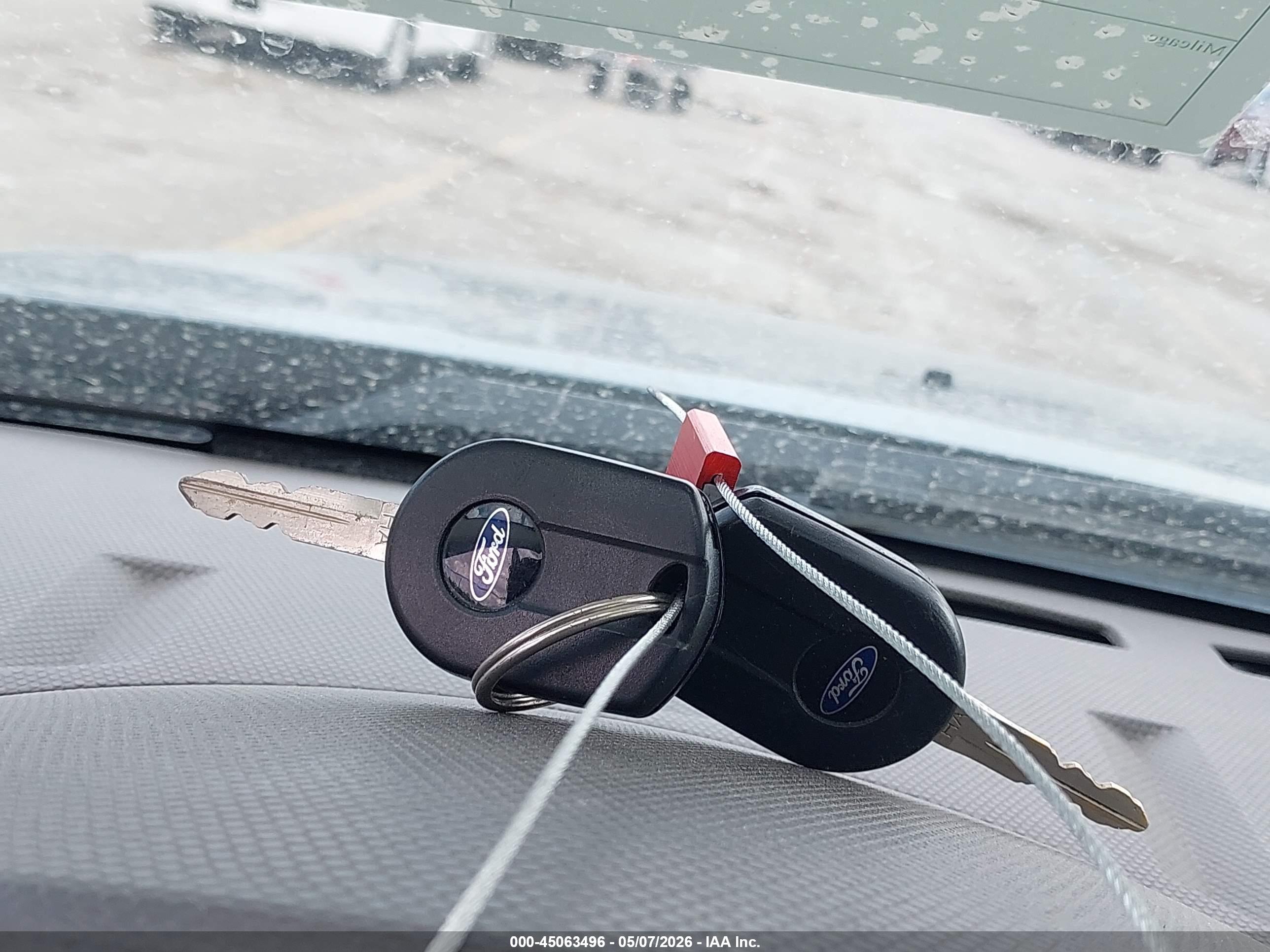 FORD ESCAPE image 11