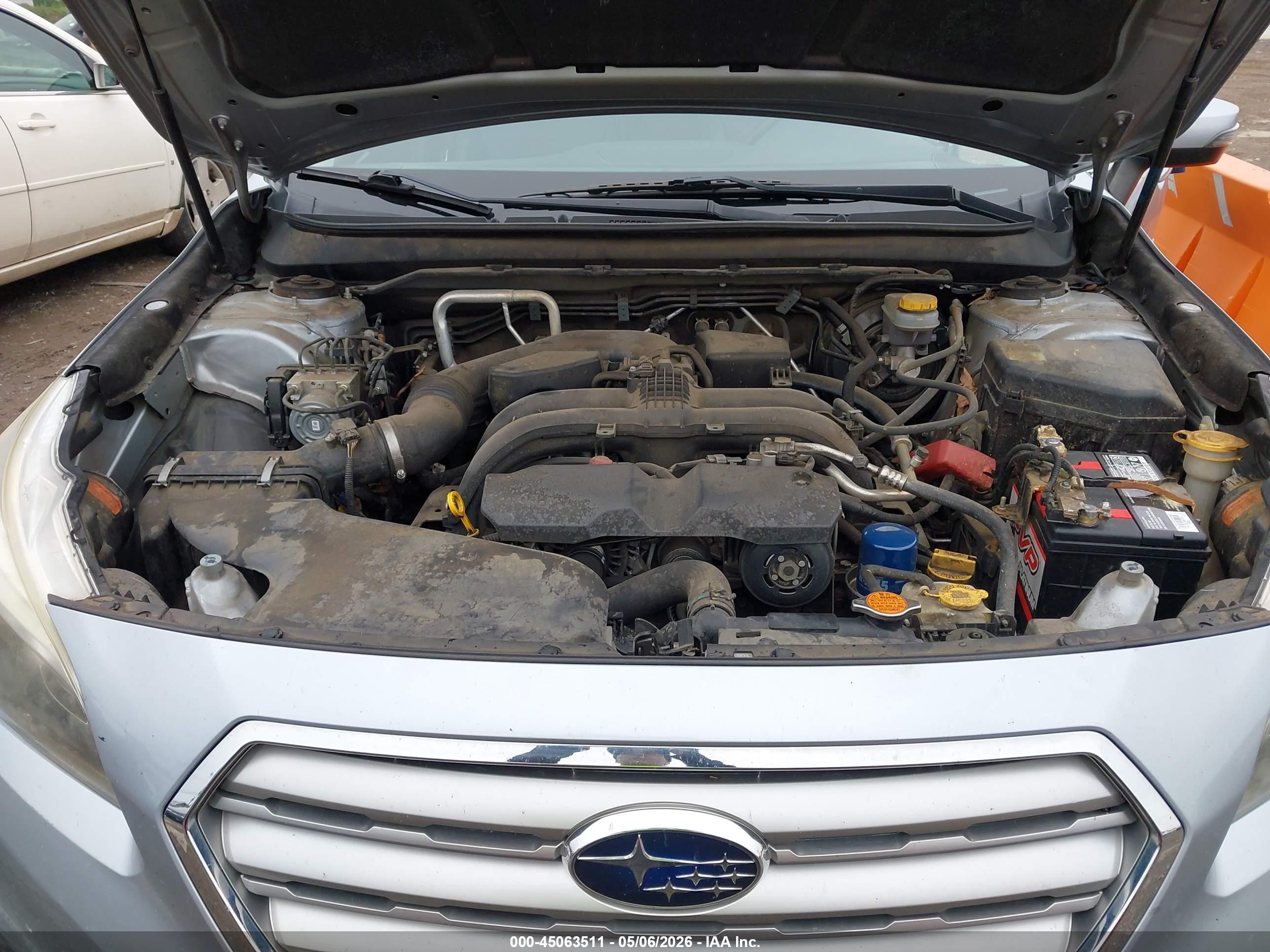 SUBARU OUTBACK image 10