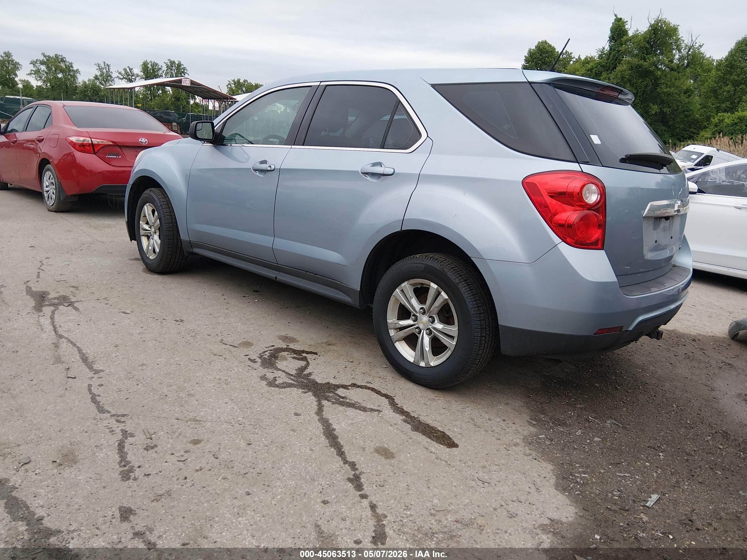 CHEVROLET EQUINOX image 3