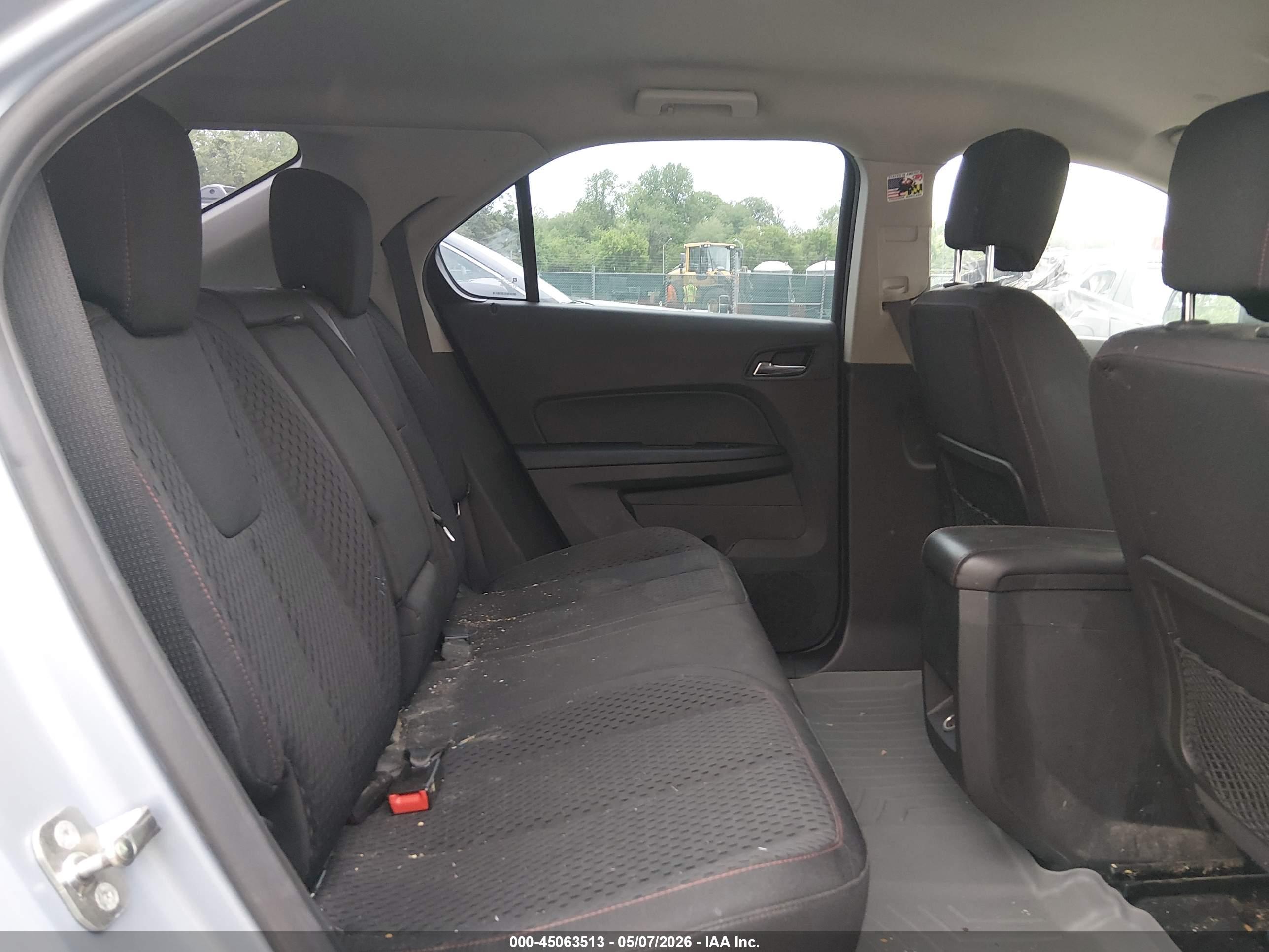 CHEVROLET EQUINOX image 8