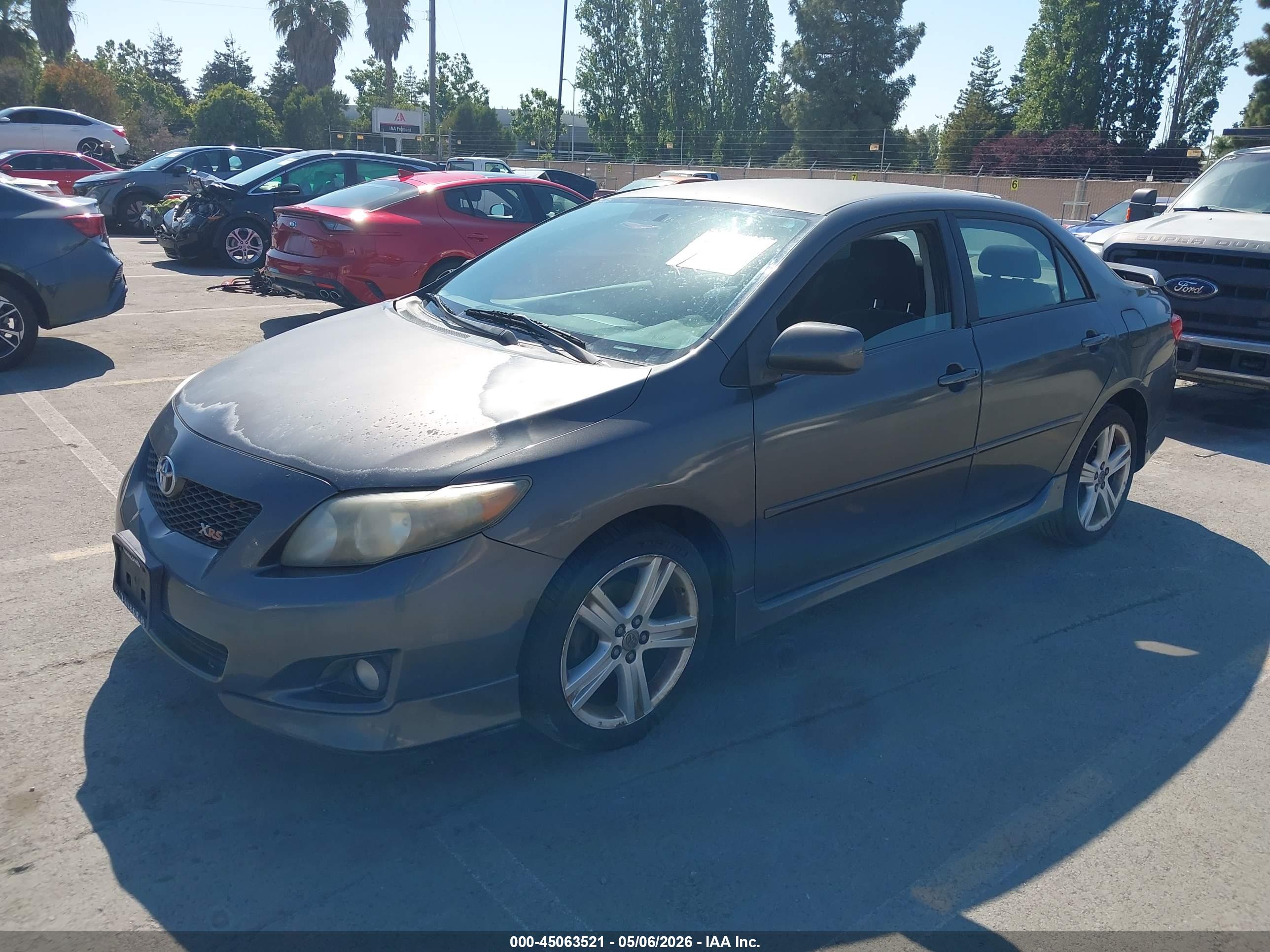 TOYOTA COROLLA image 2