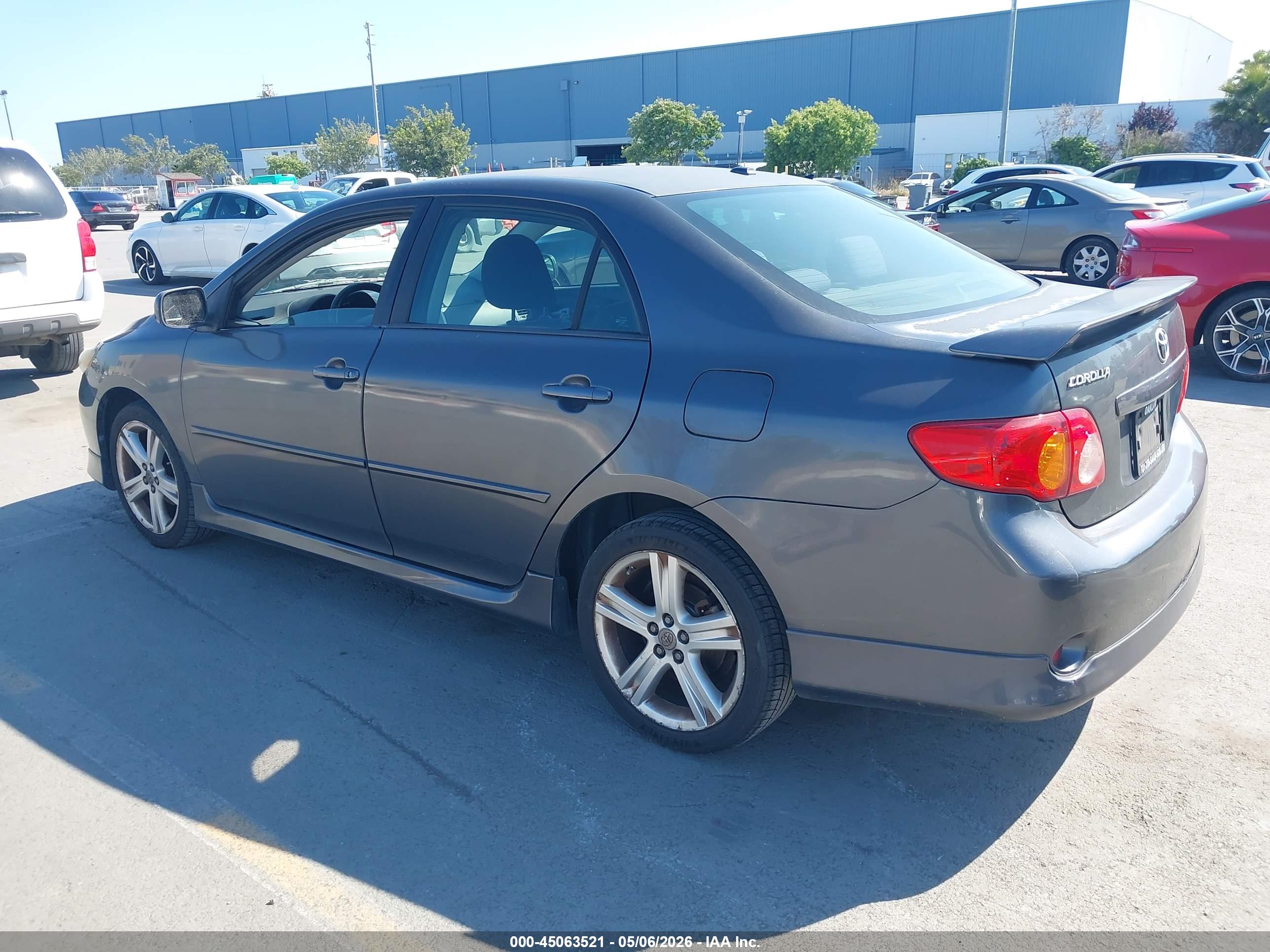 TOYOTA COROLLA image 3
