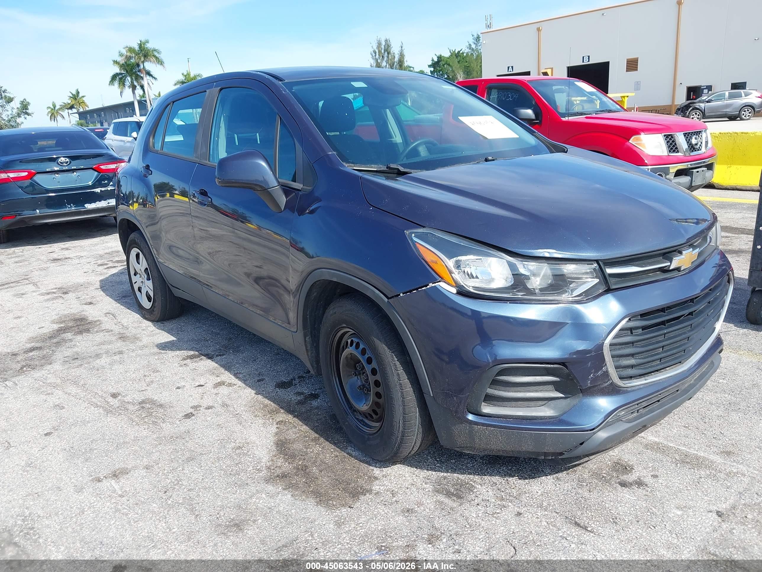 CHEVROLET TRAX image 6
