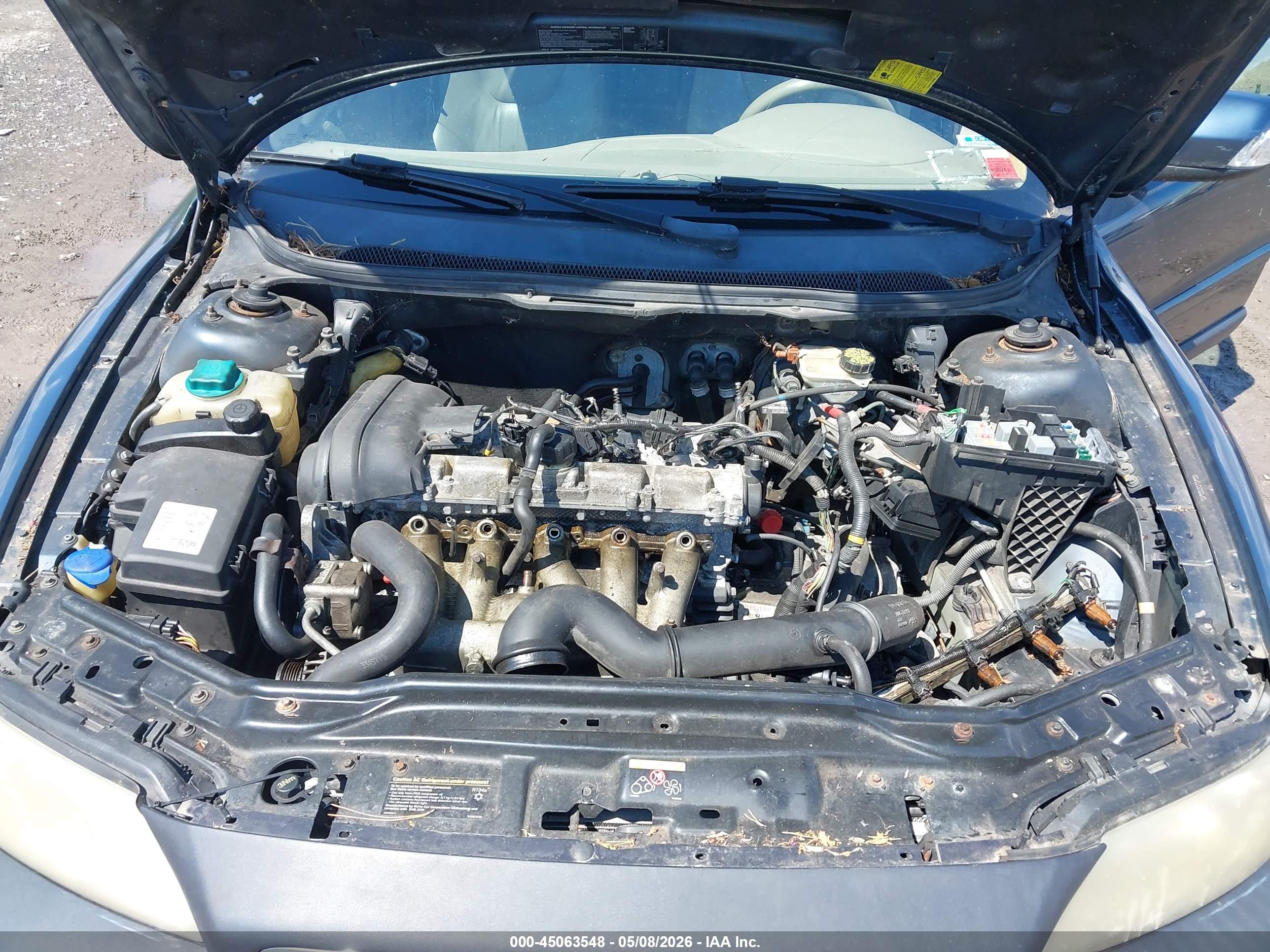 VOLVO XC70 image 10