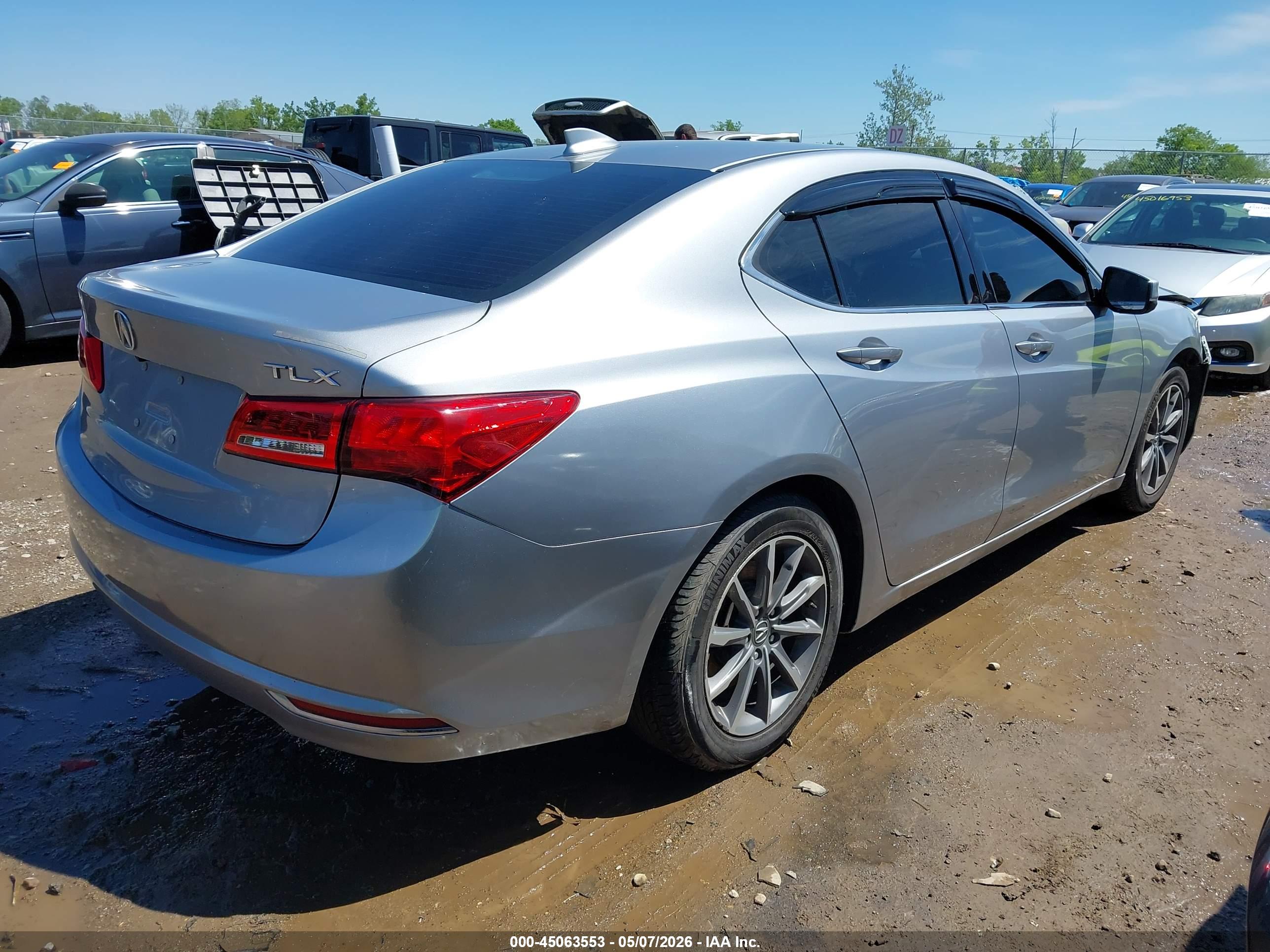 ACURA TLX image 4