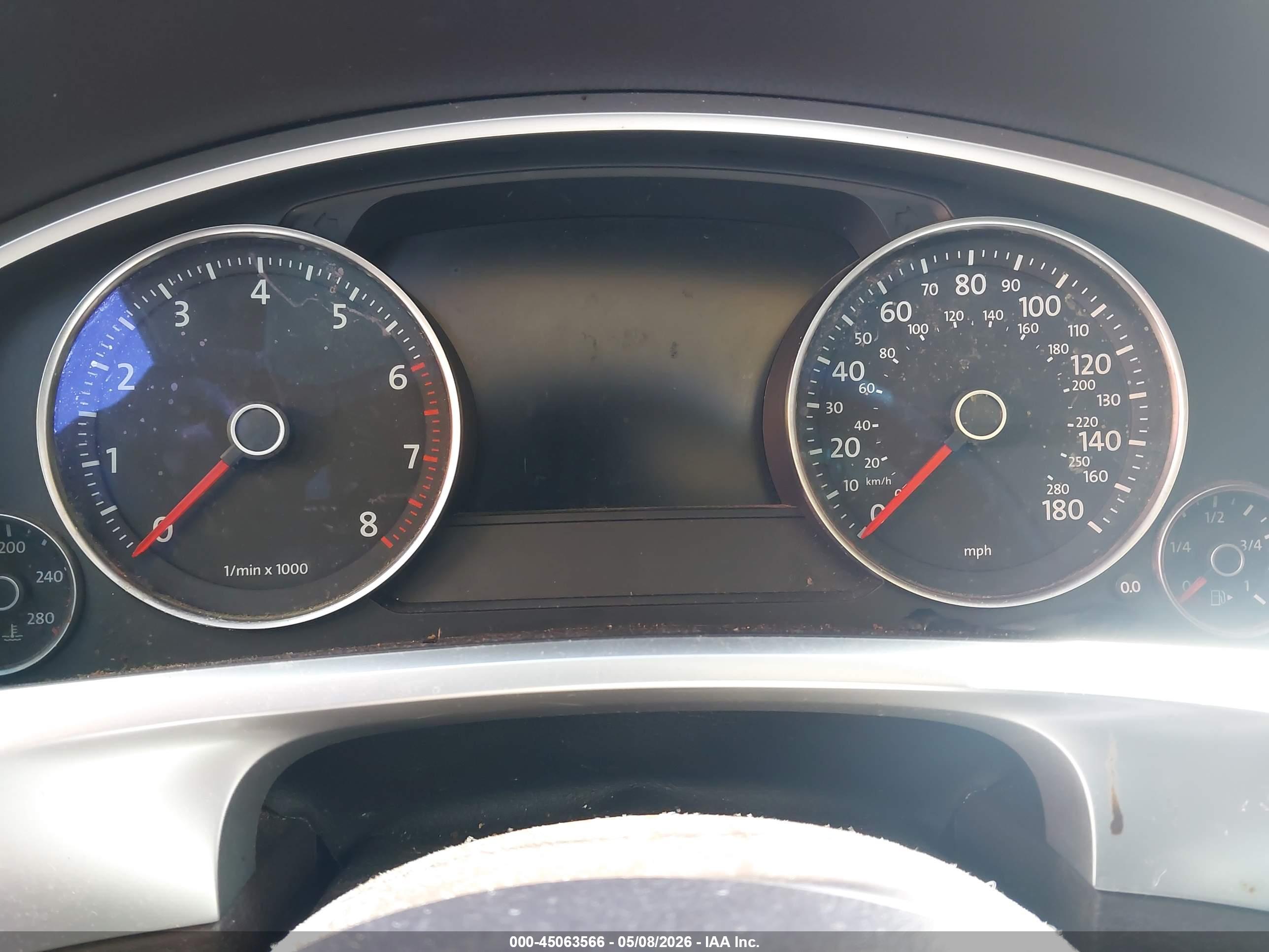VOLKSWAGEN TOUAREG image 7