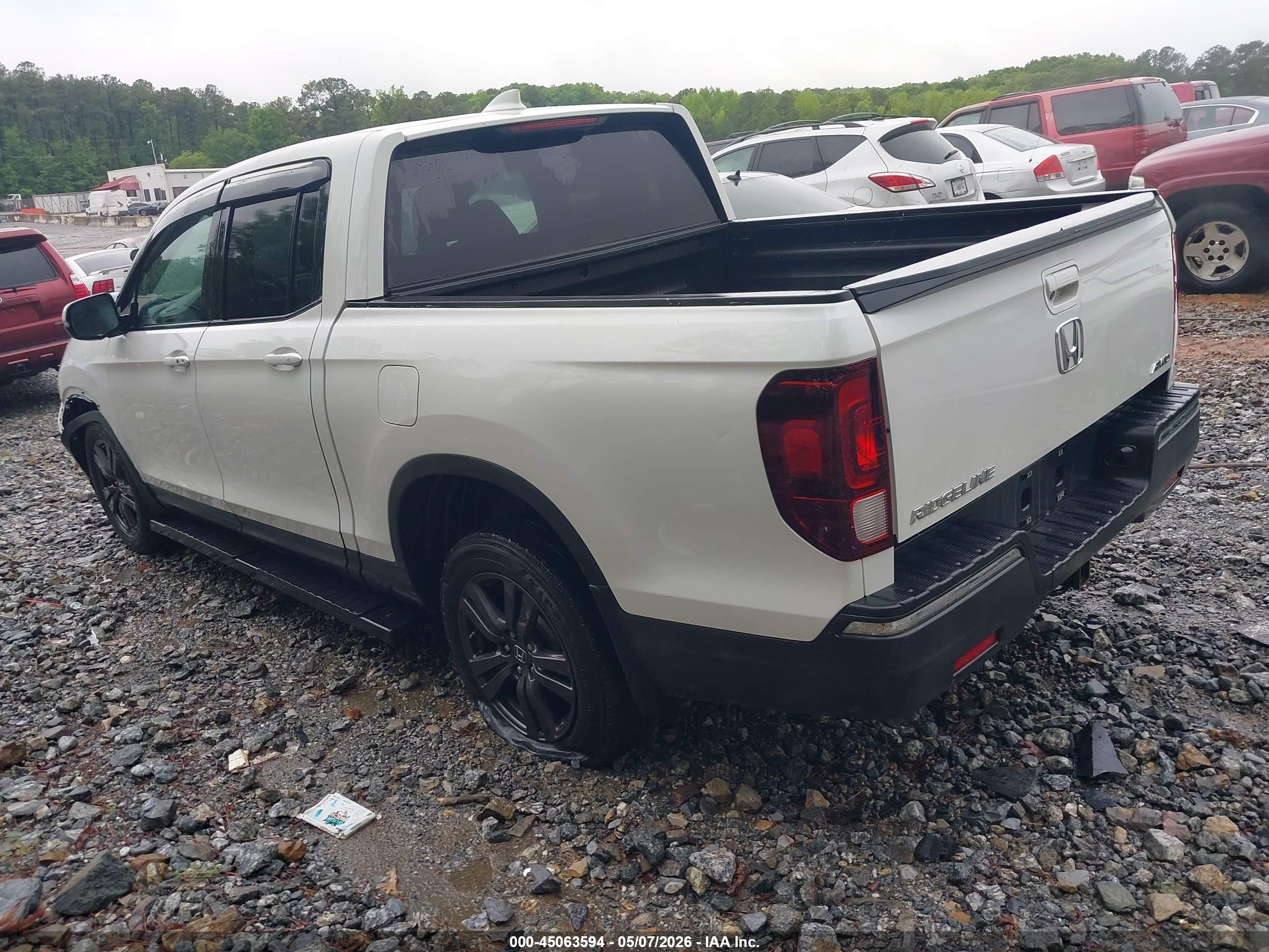 HONDA RIDGELINE image 3