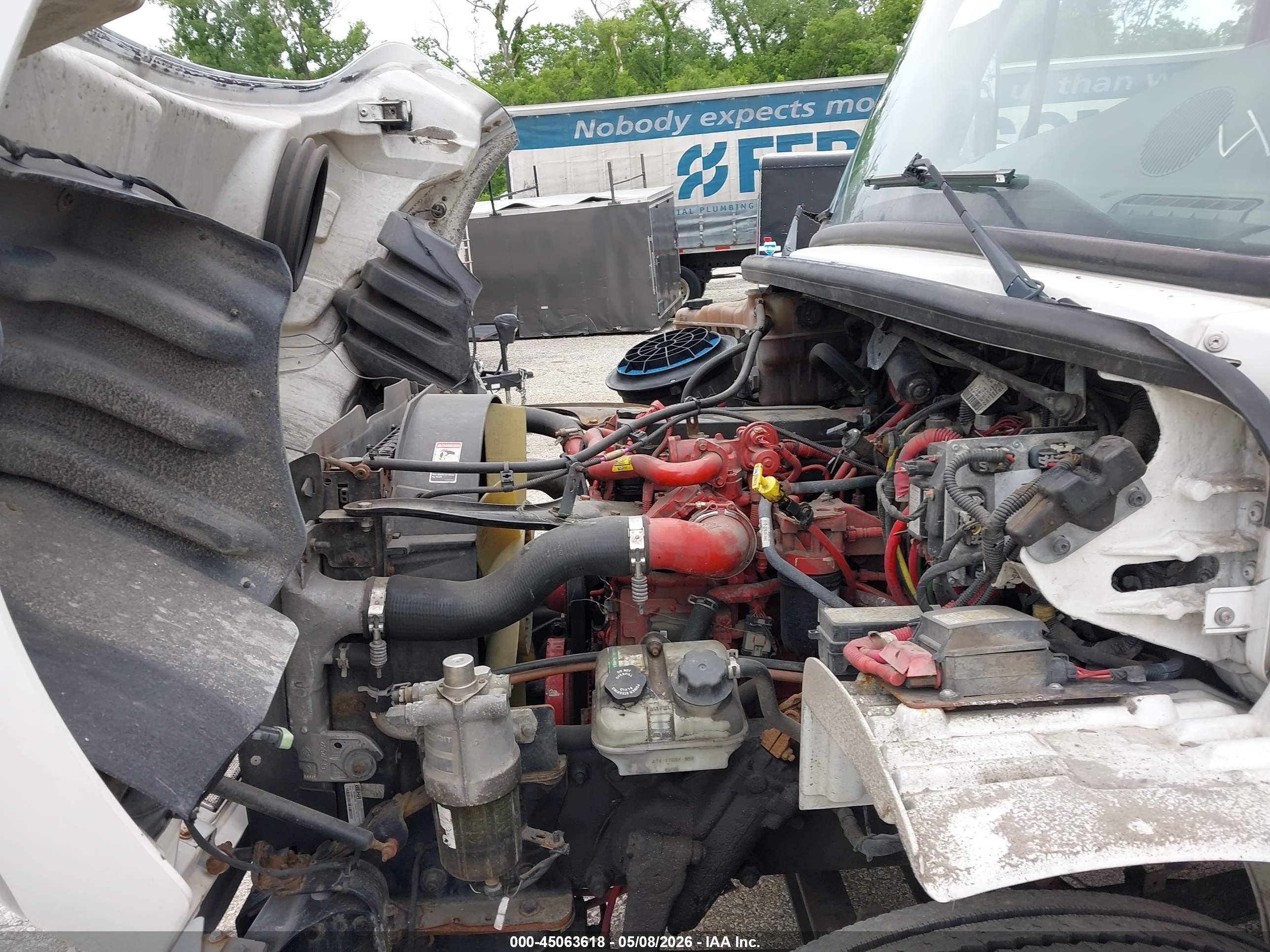 FREIGHTLINER M2 image 10