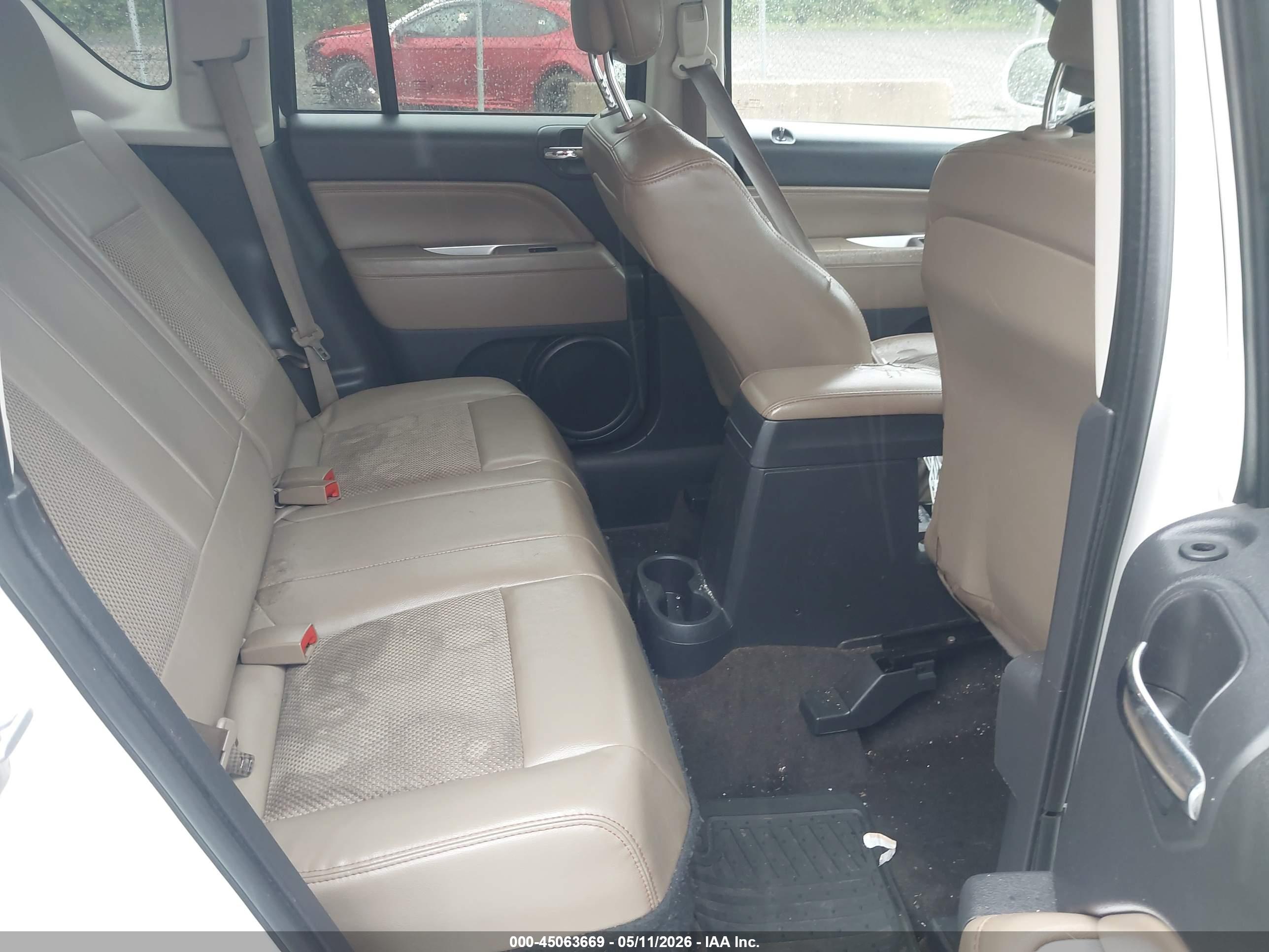 JEEP COMPASS image 8