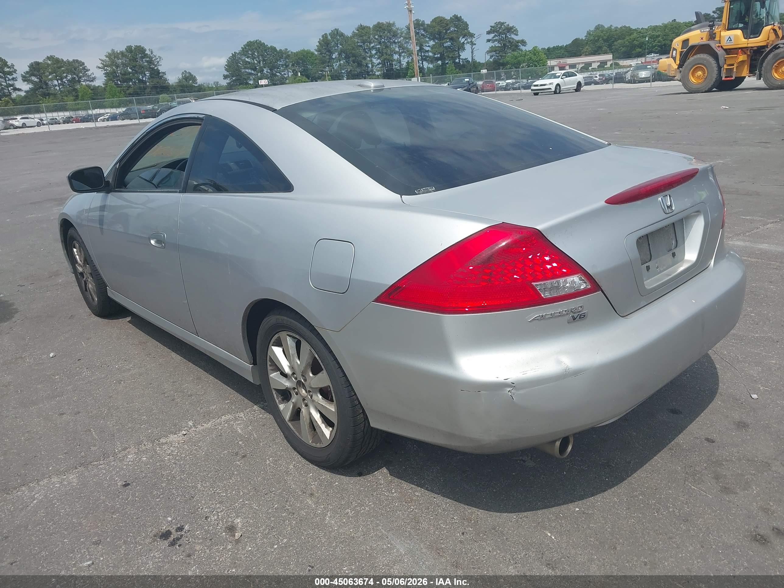 HONDA ACCORD image 3