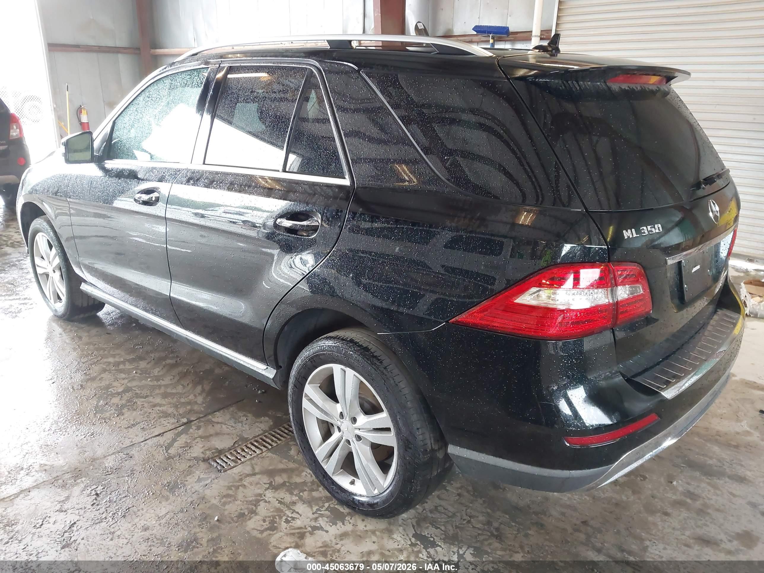 MERCEDES-BENZ ML image 3