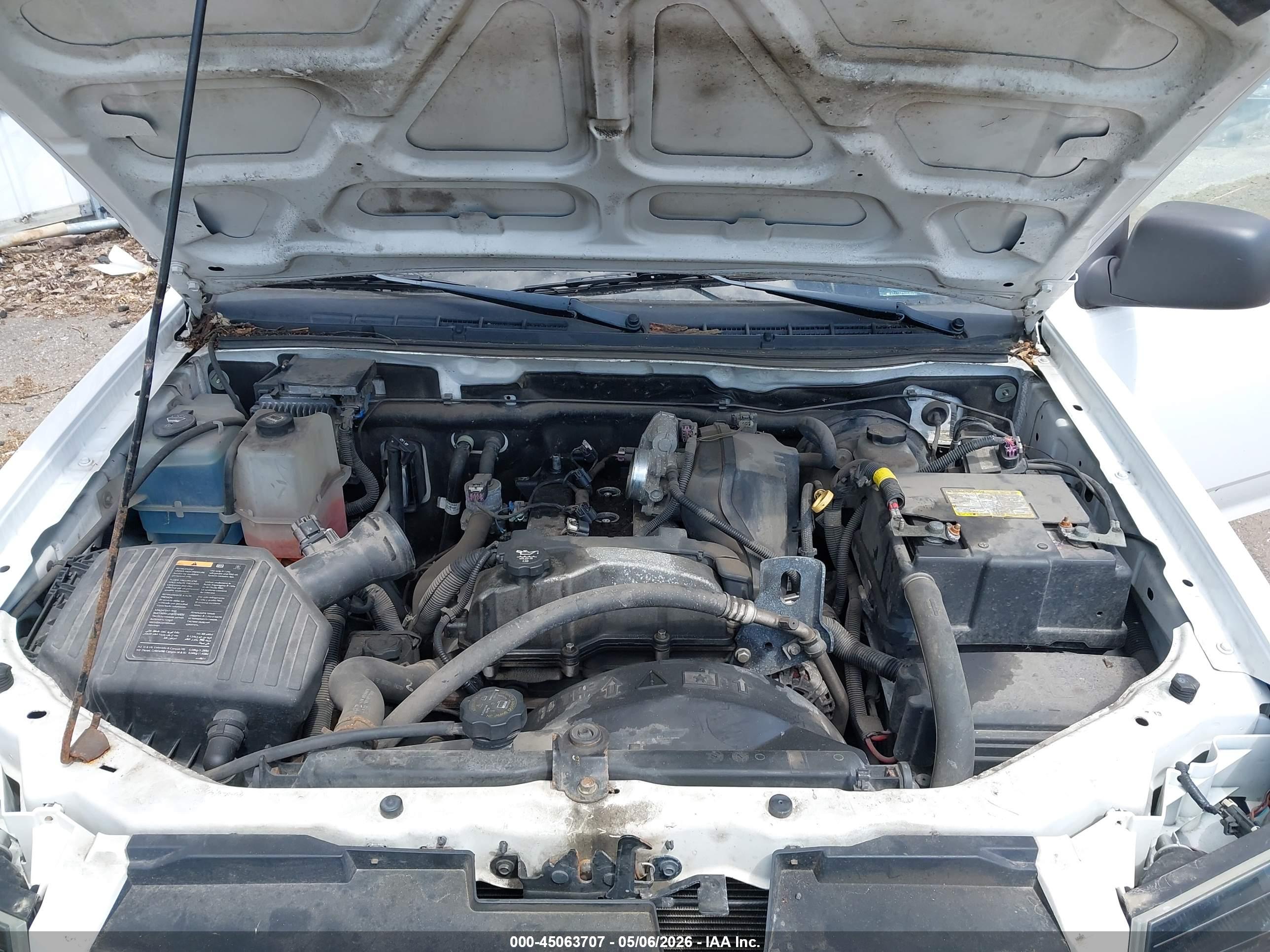 CHEVROLET COLORADO image 10
