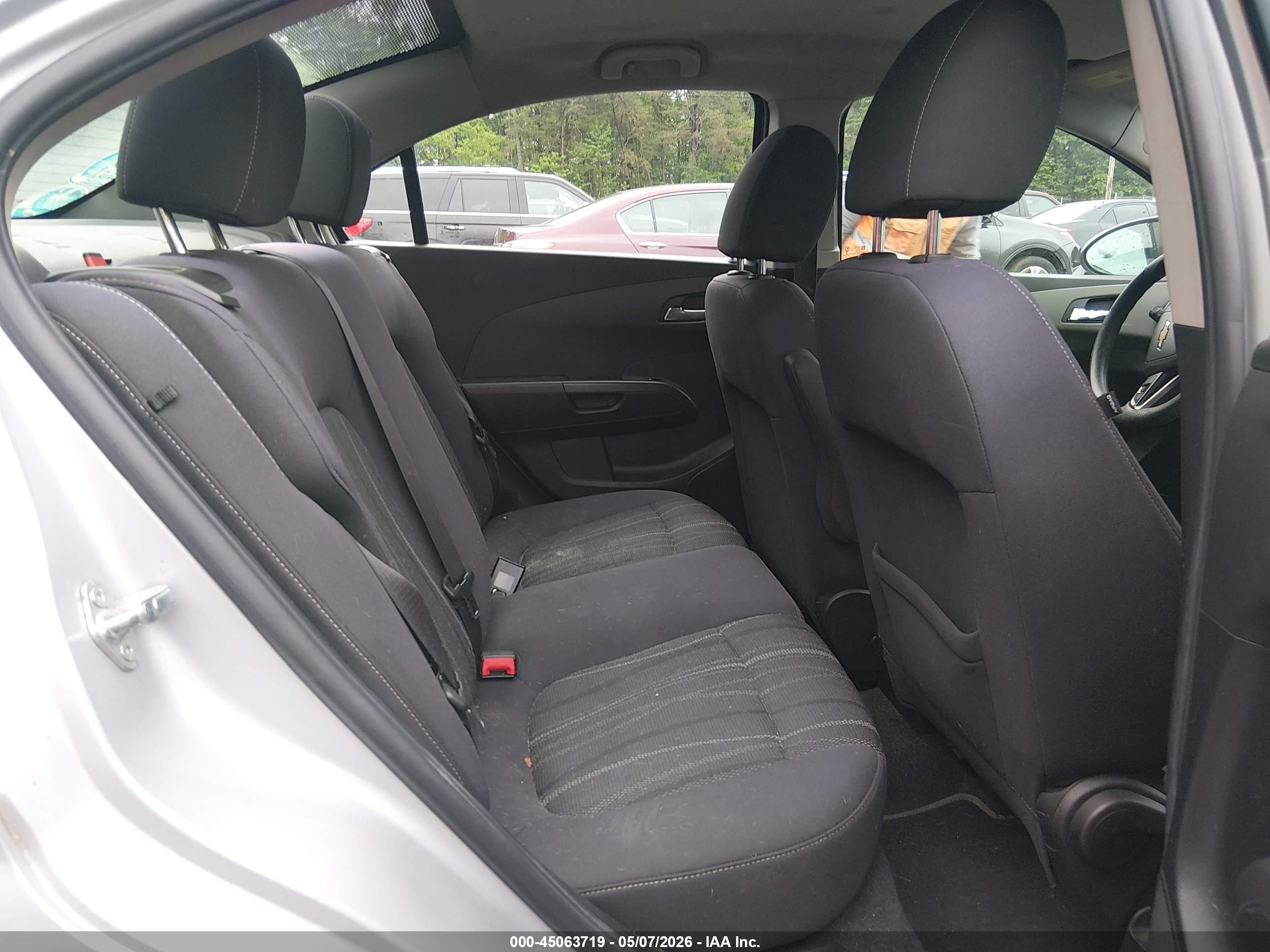 CHEVROLET SONIC image 8
