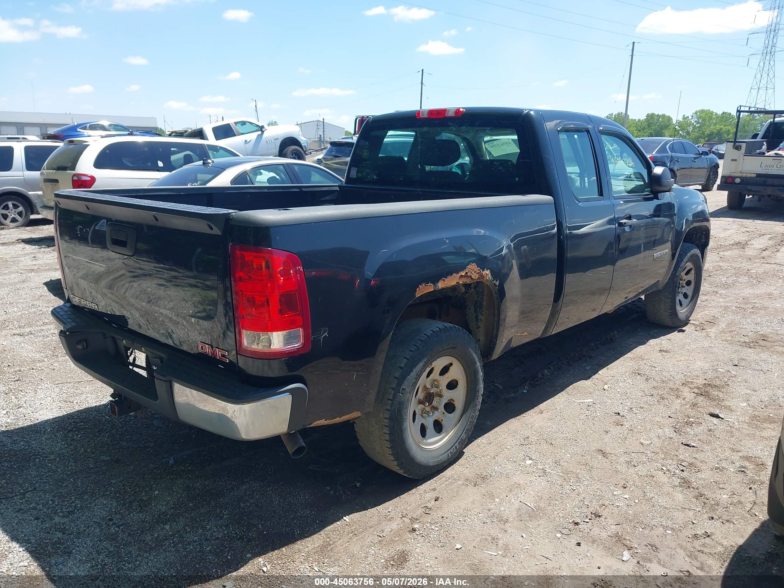 GMC SIERRA image 4