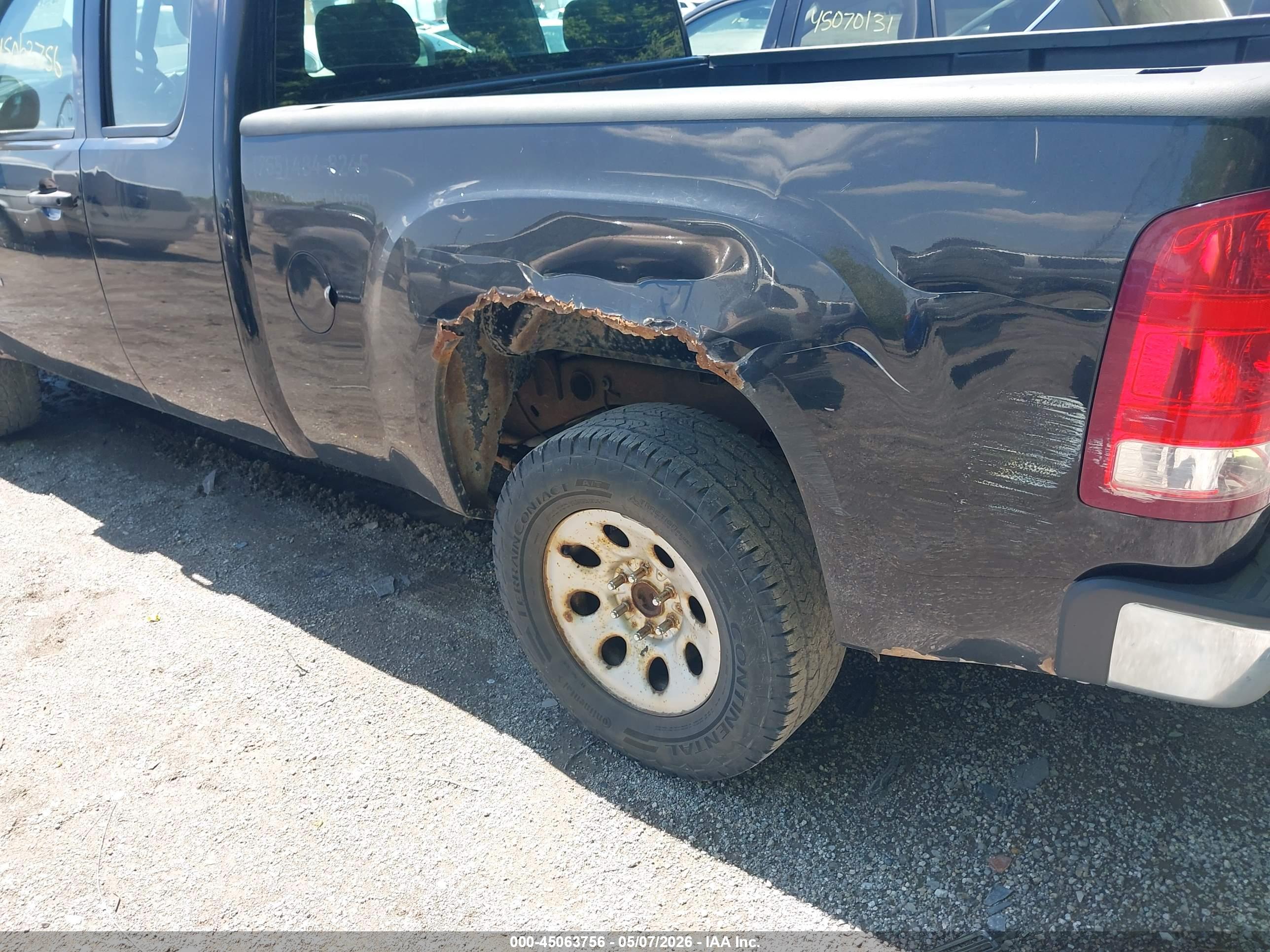 GMC SIERRA image 6