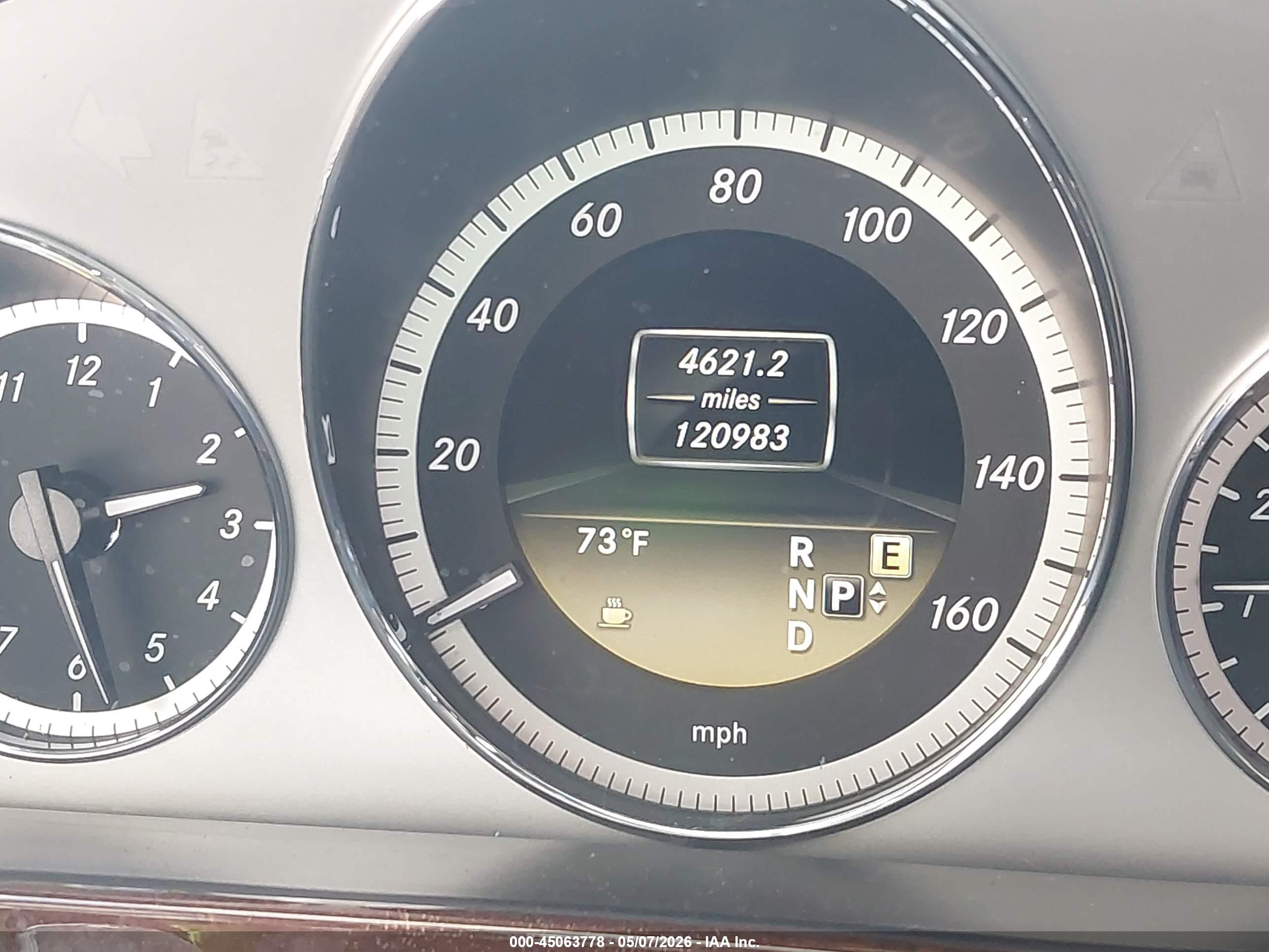 MERCEDES-BENZ E image 7