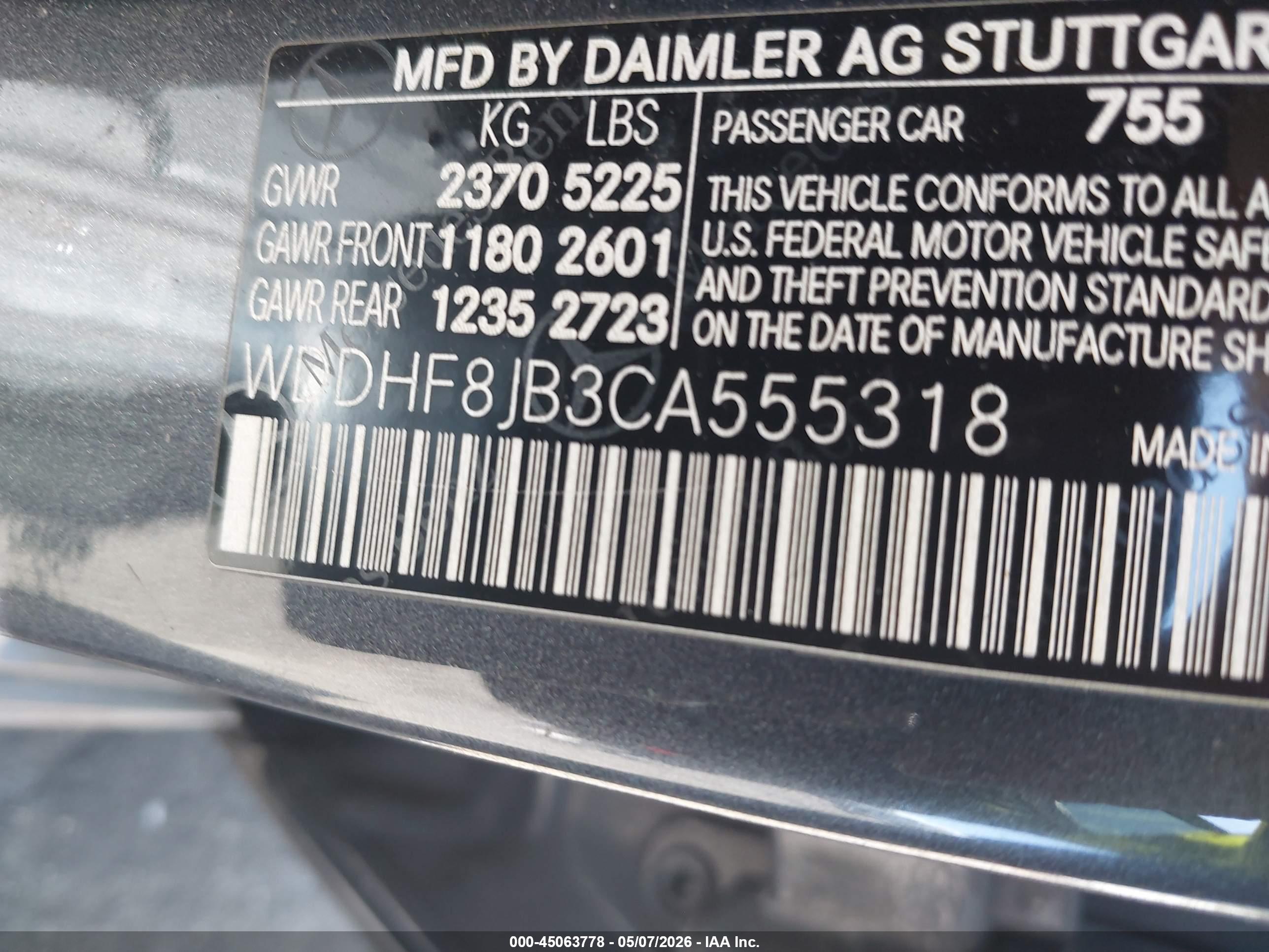 MERCEDES-BENZ E image 9