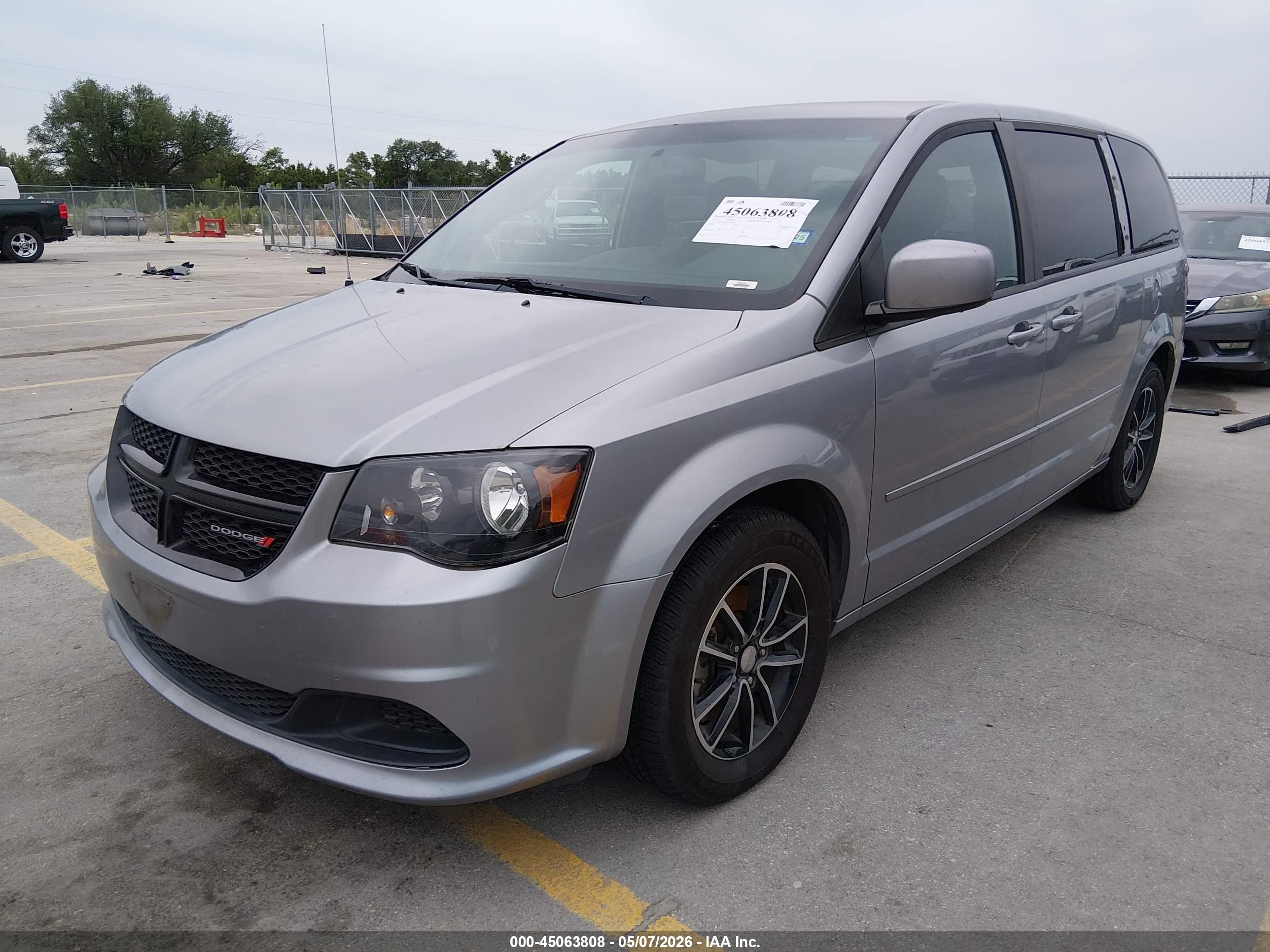 DODGE GRAND image 2