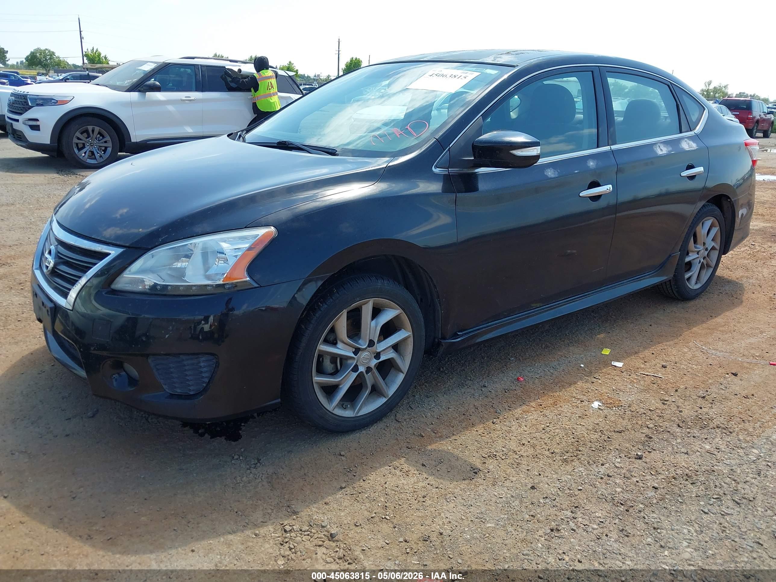 NISSAN SENTRA image 2