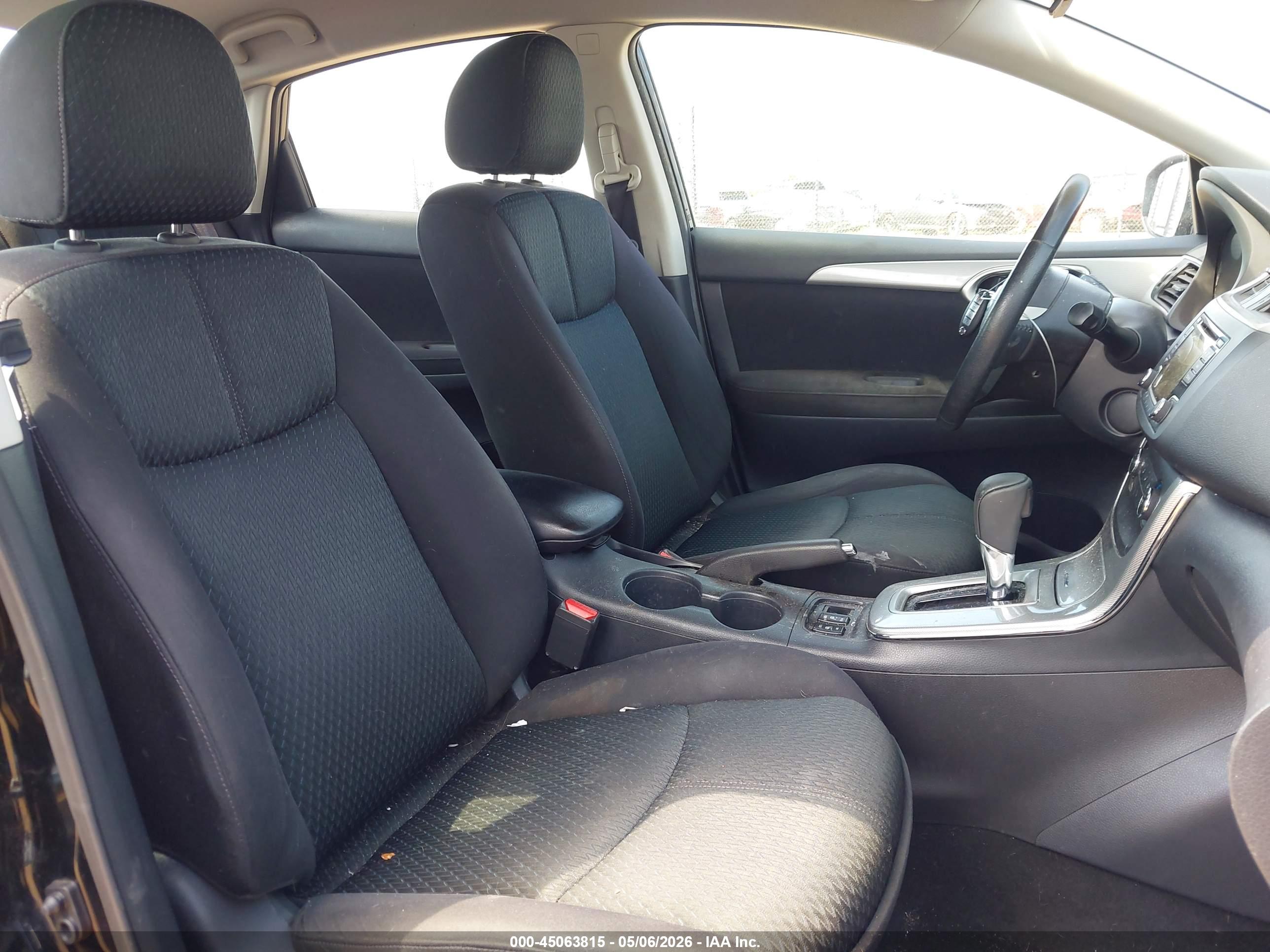 NISSAN SENTRA image 5