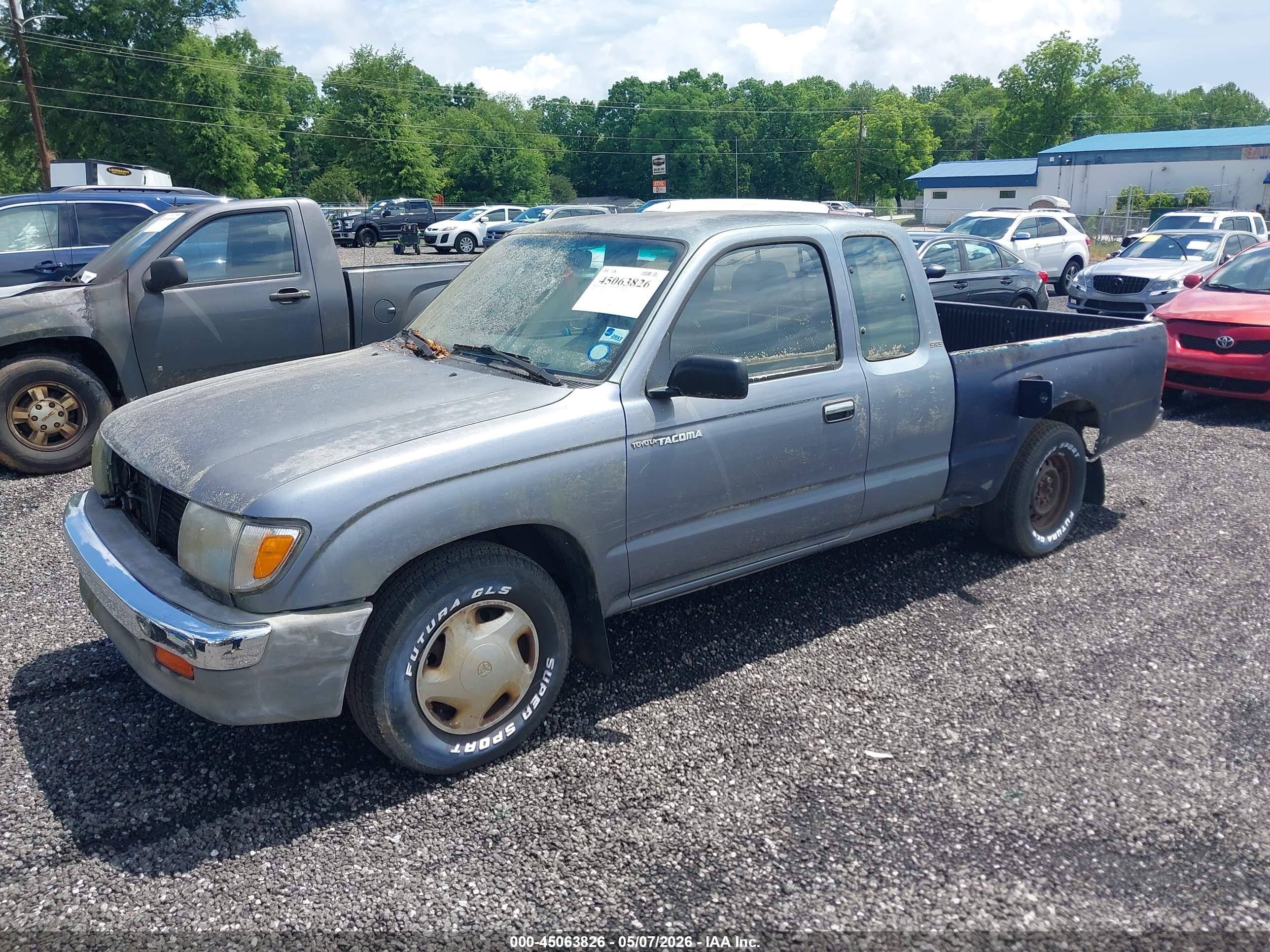 TOYOTA TACOMA image 2