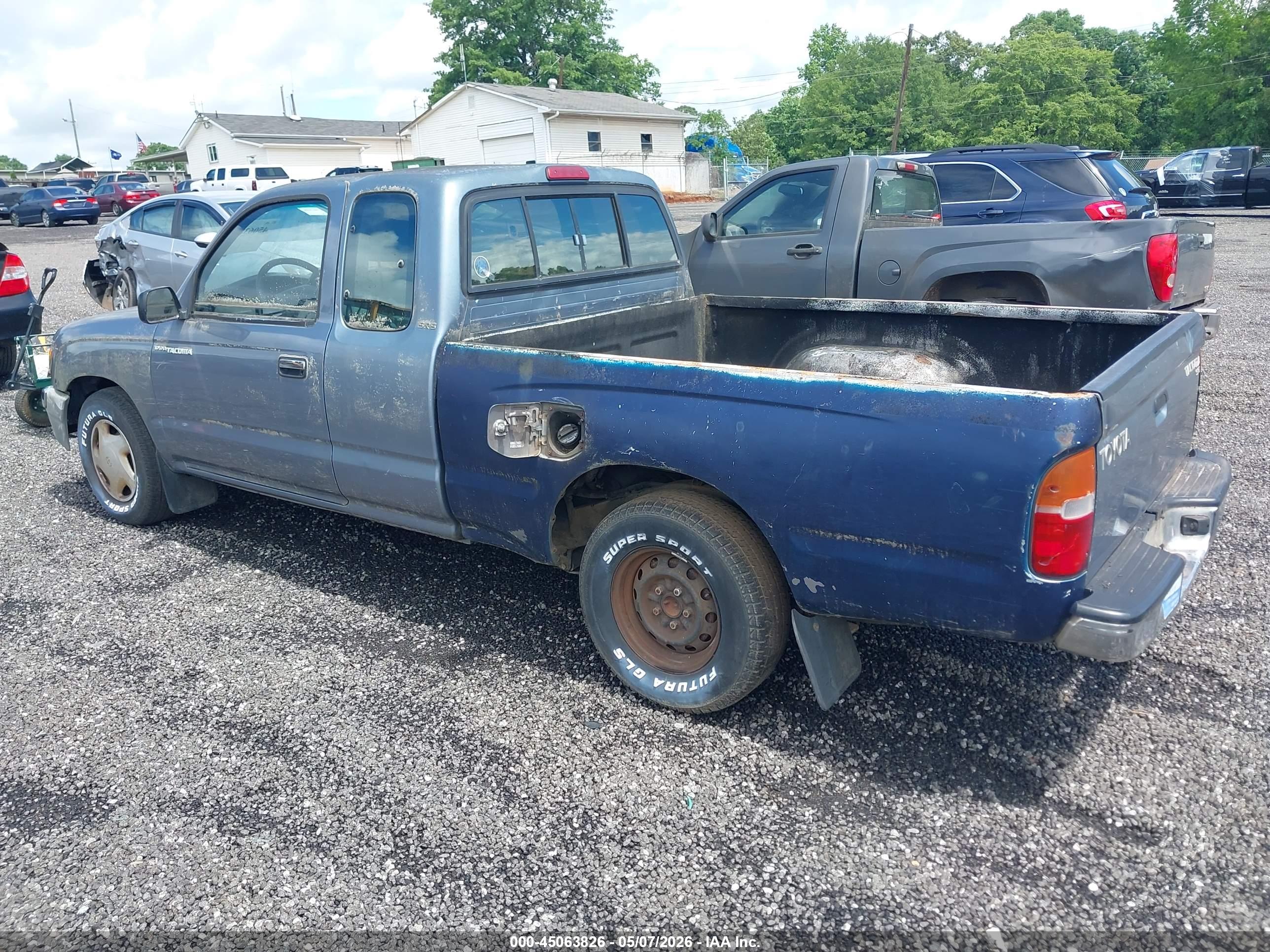TOYOTA TACOMA image 3