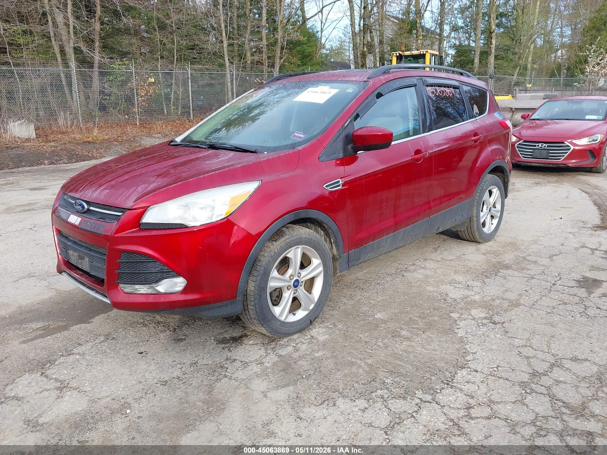 FORD ESCAPE image 2