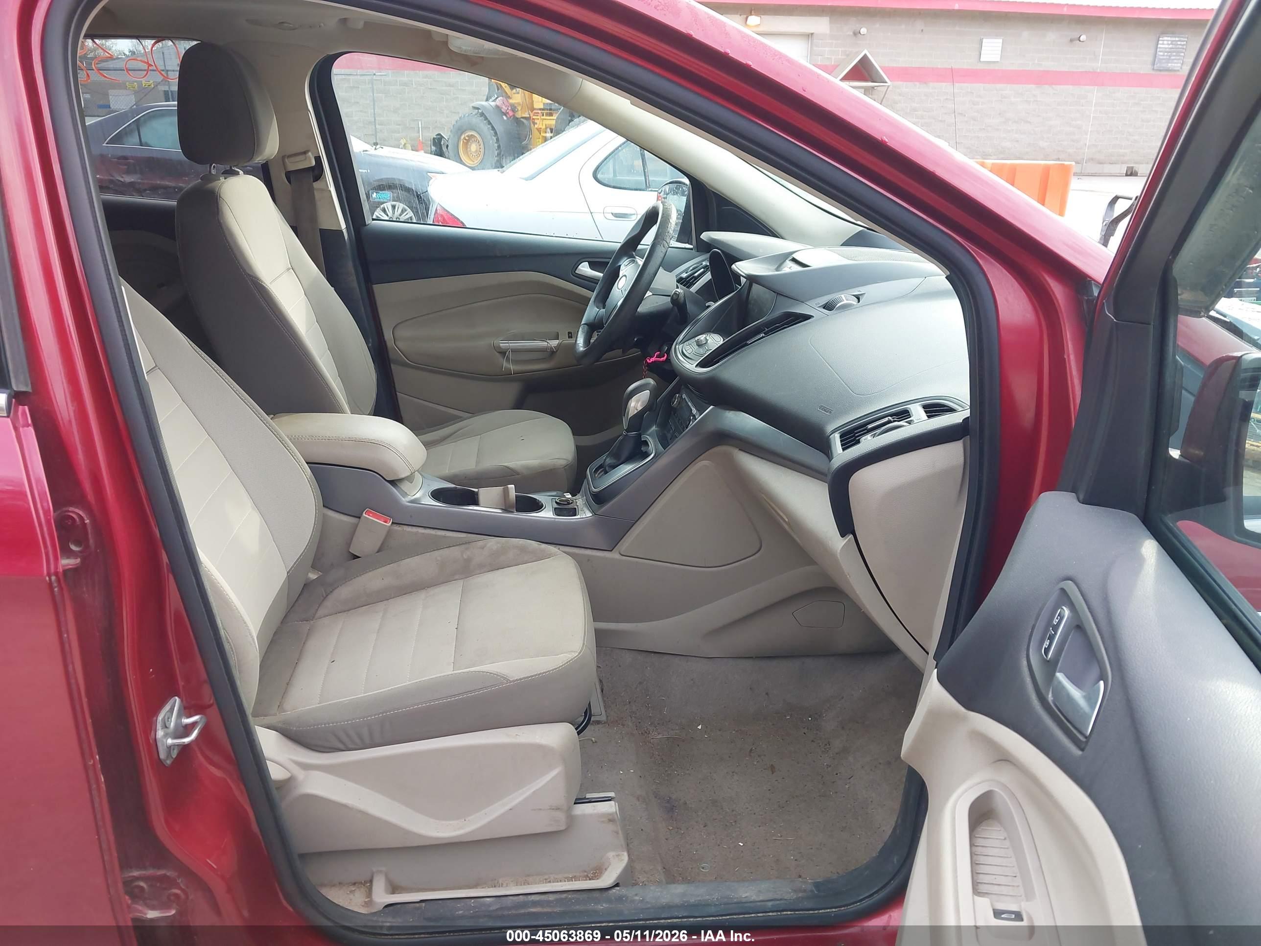 FORD ESCAPE image 5
