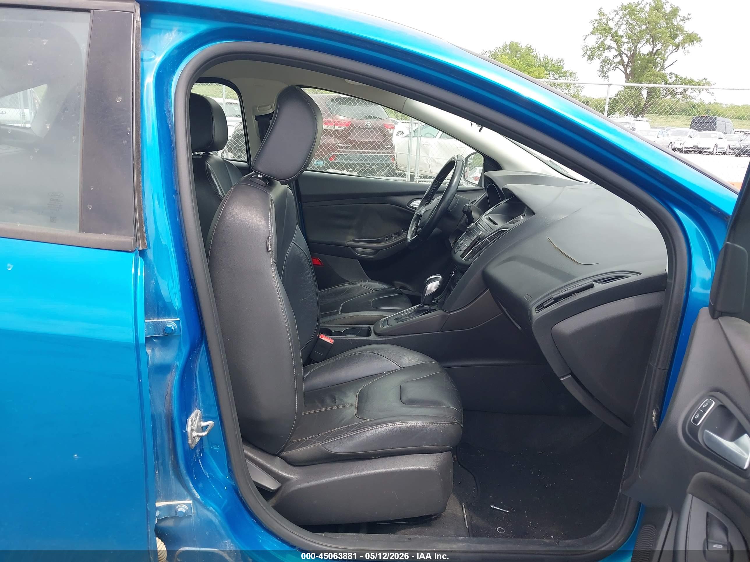 FORD FOCUS image 5