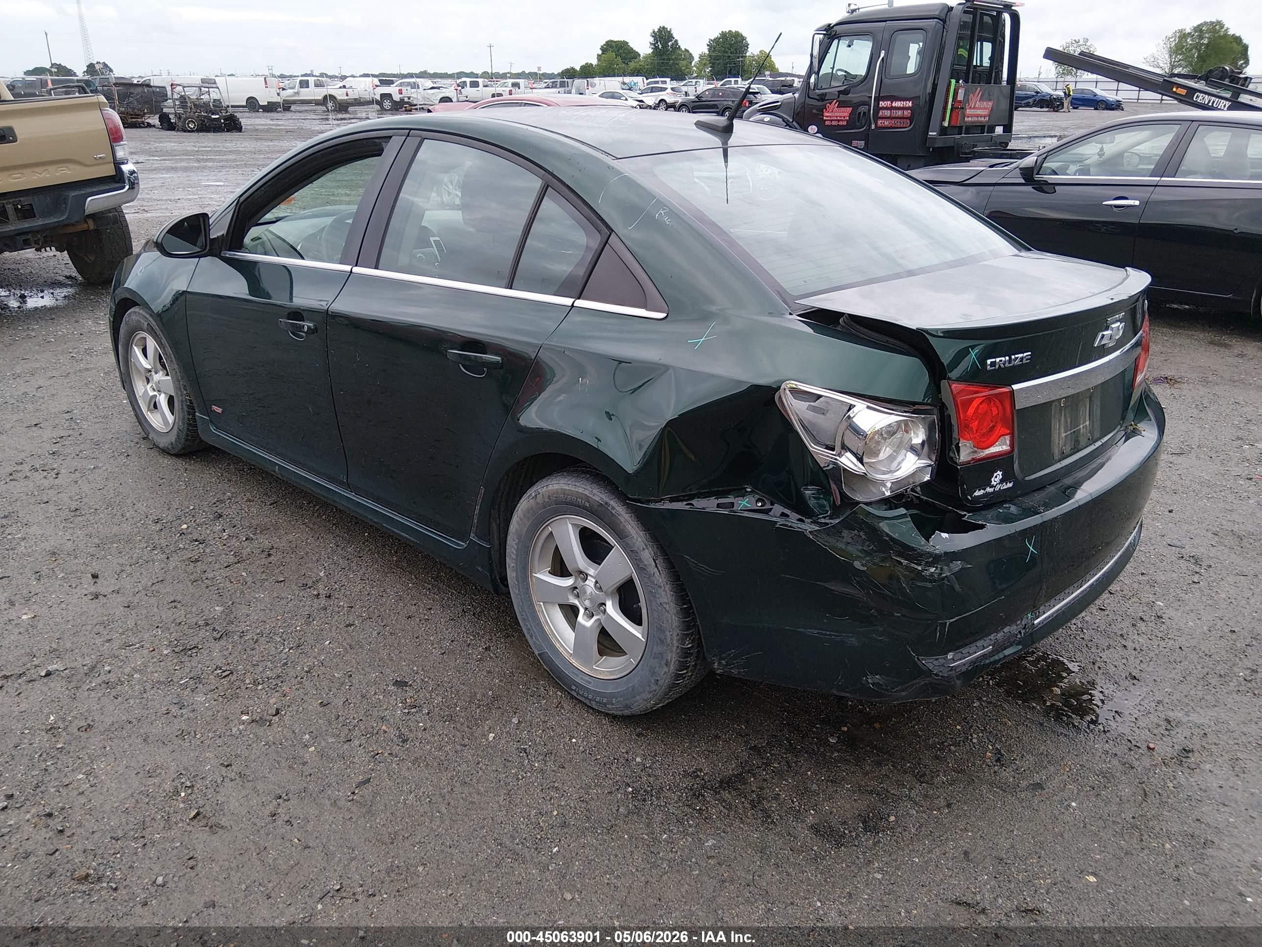 CHEVROLET CRUZE image 3