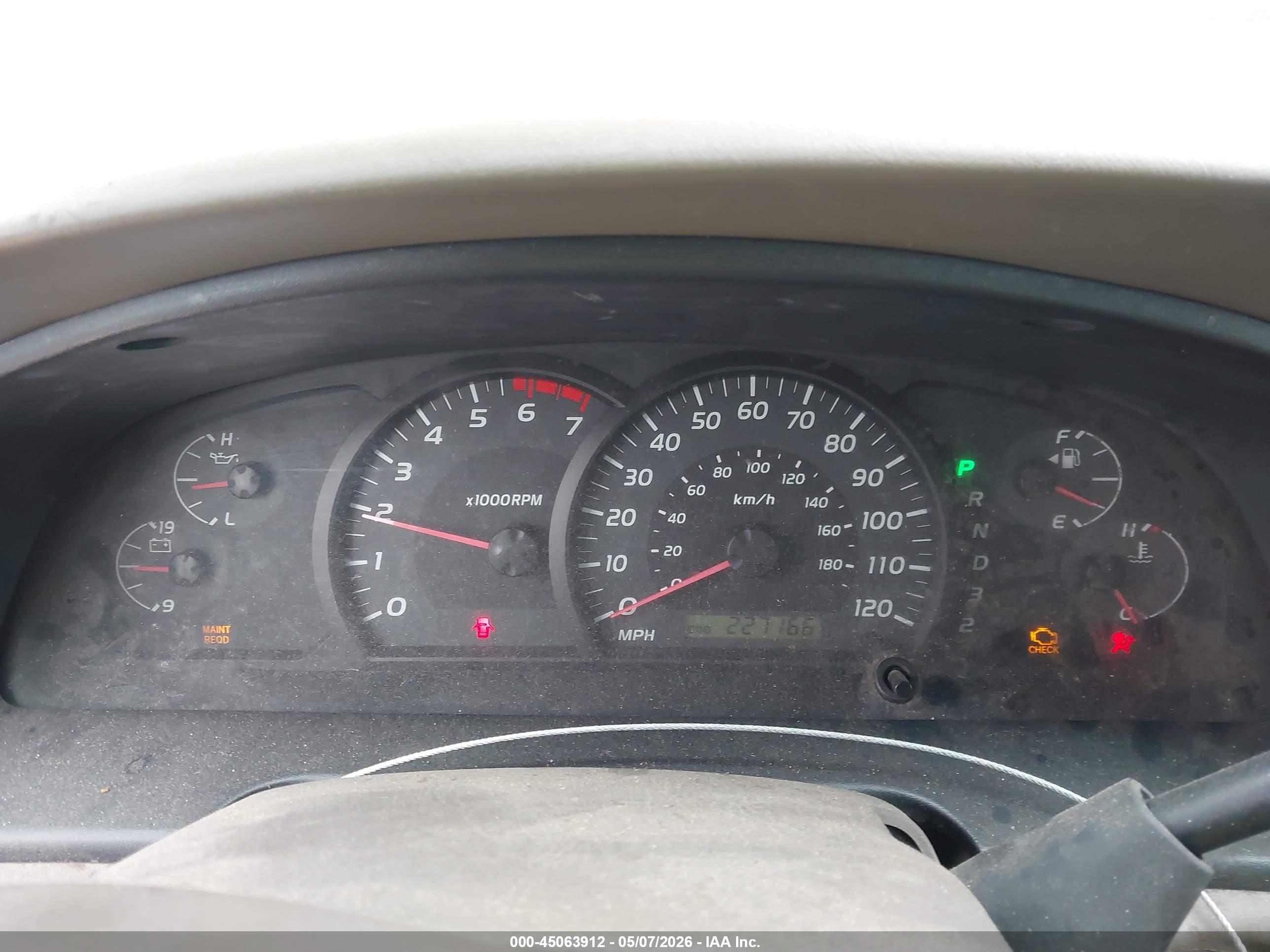 TOYOTA TUNDRA image 7