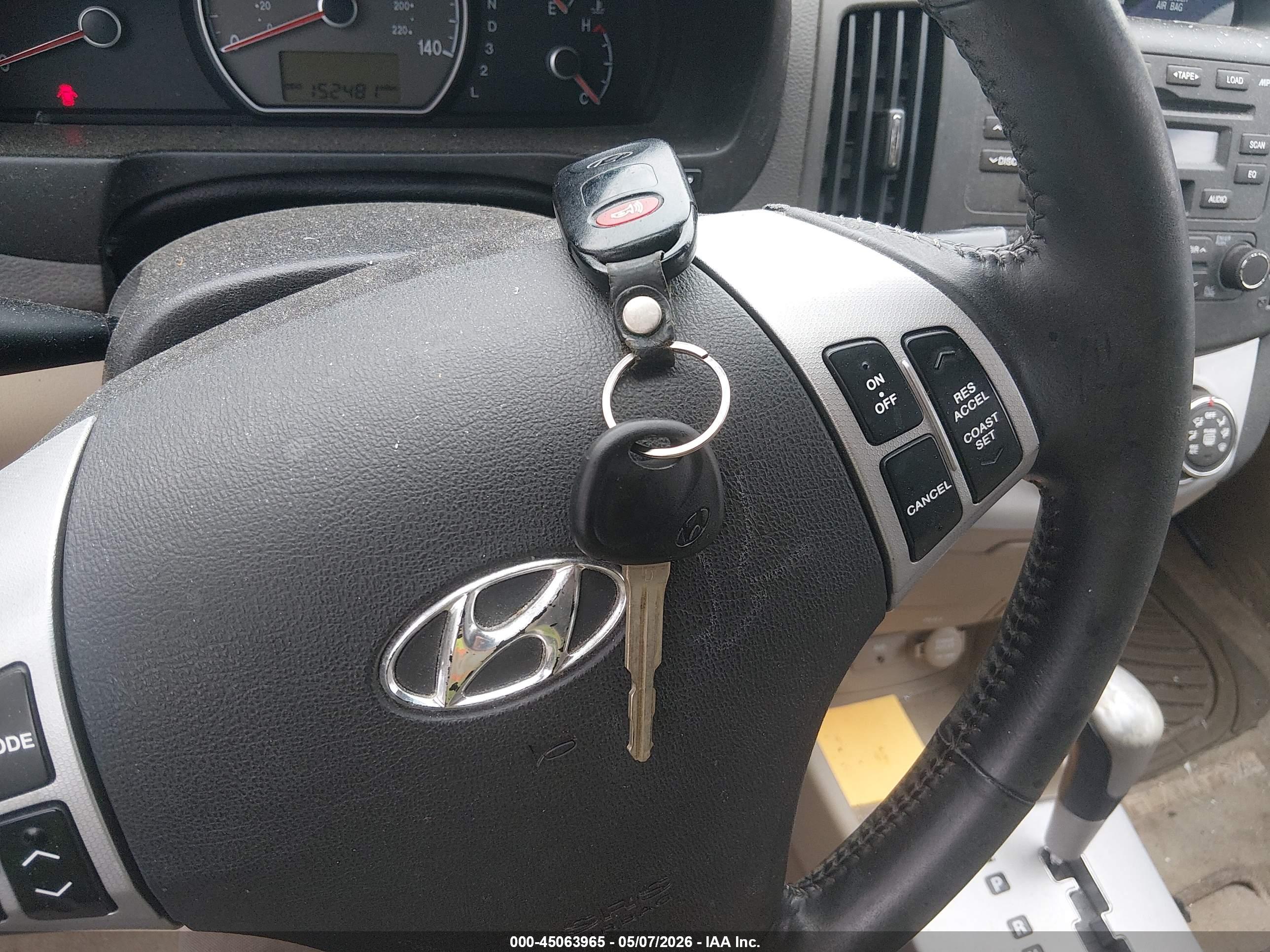 HYUNDAI ELANTRA image 11