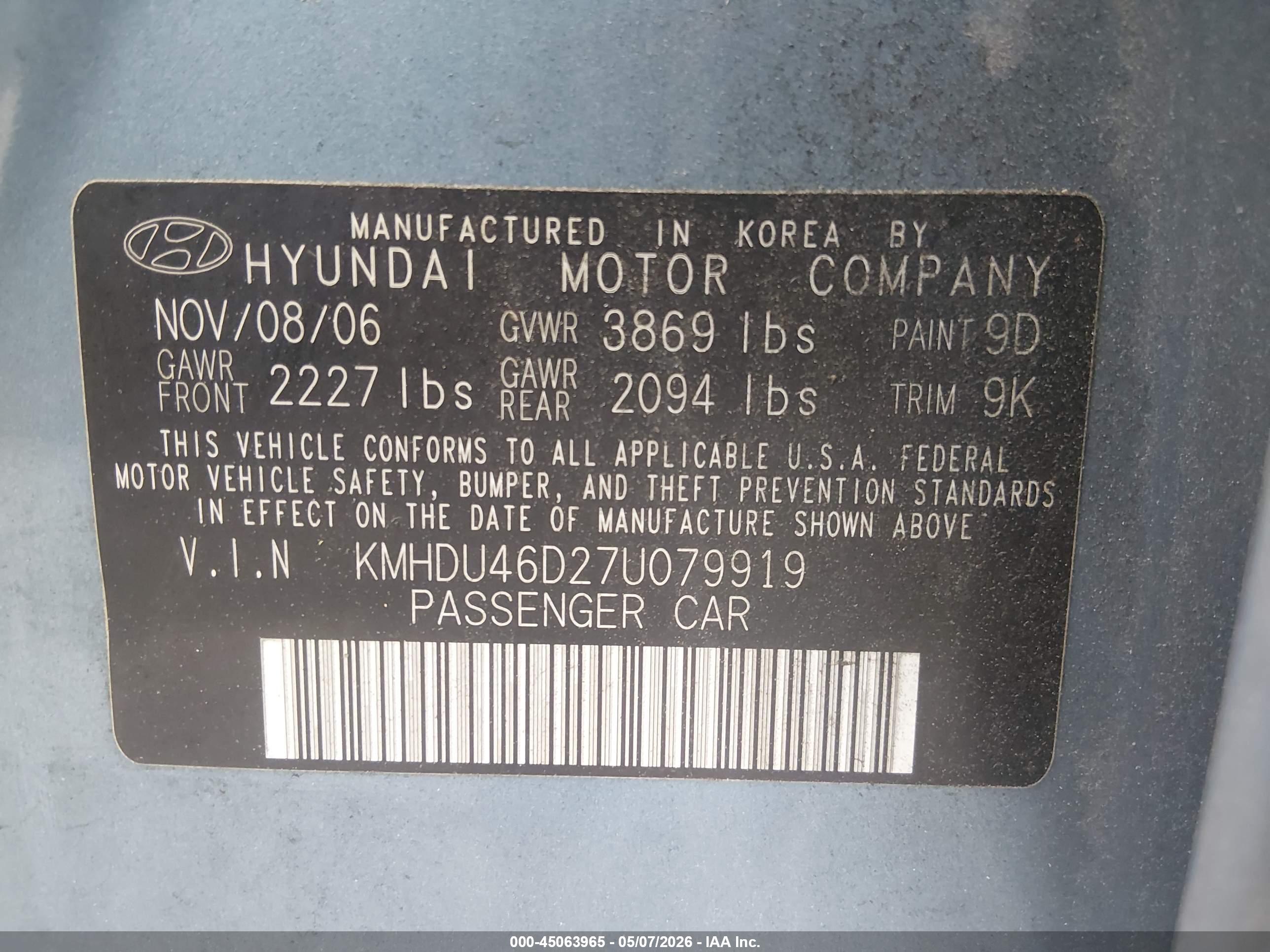HYUNDAI ELANTRA image 9