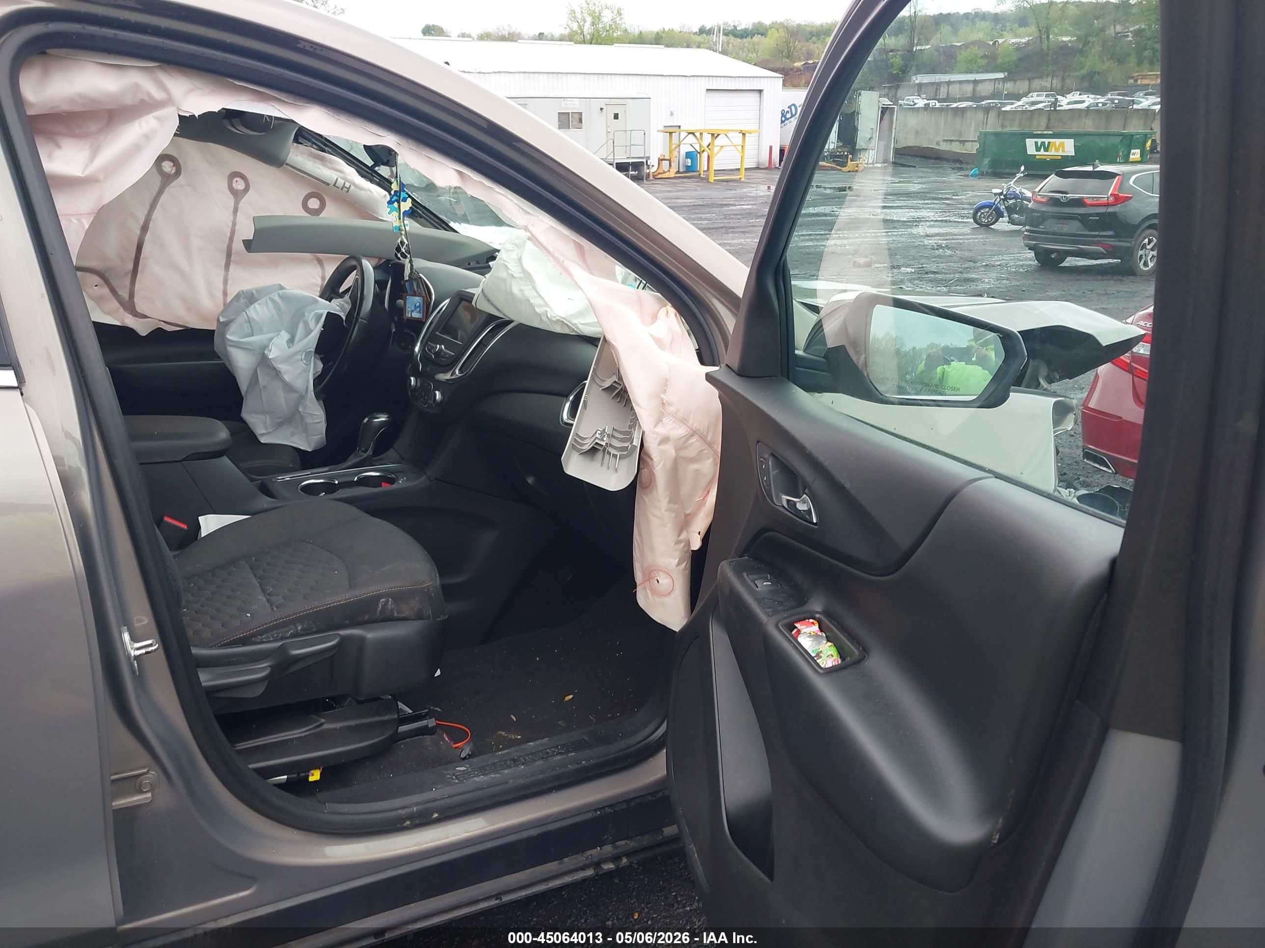 CHEVROLET EQUINOX image 5