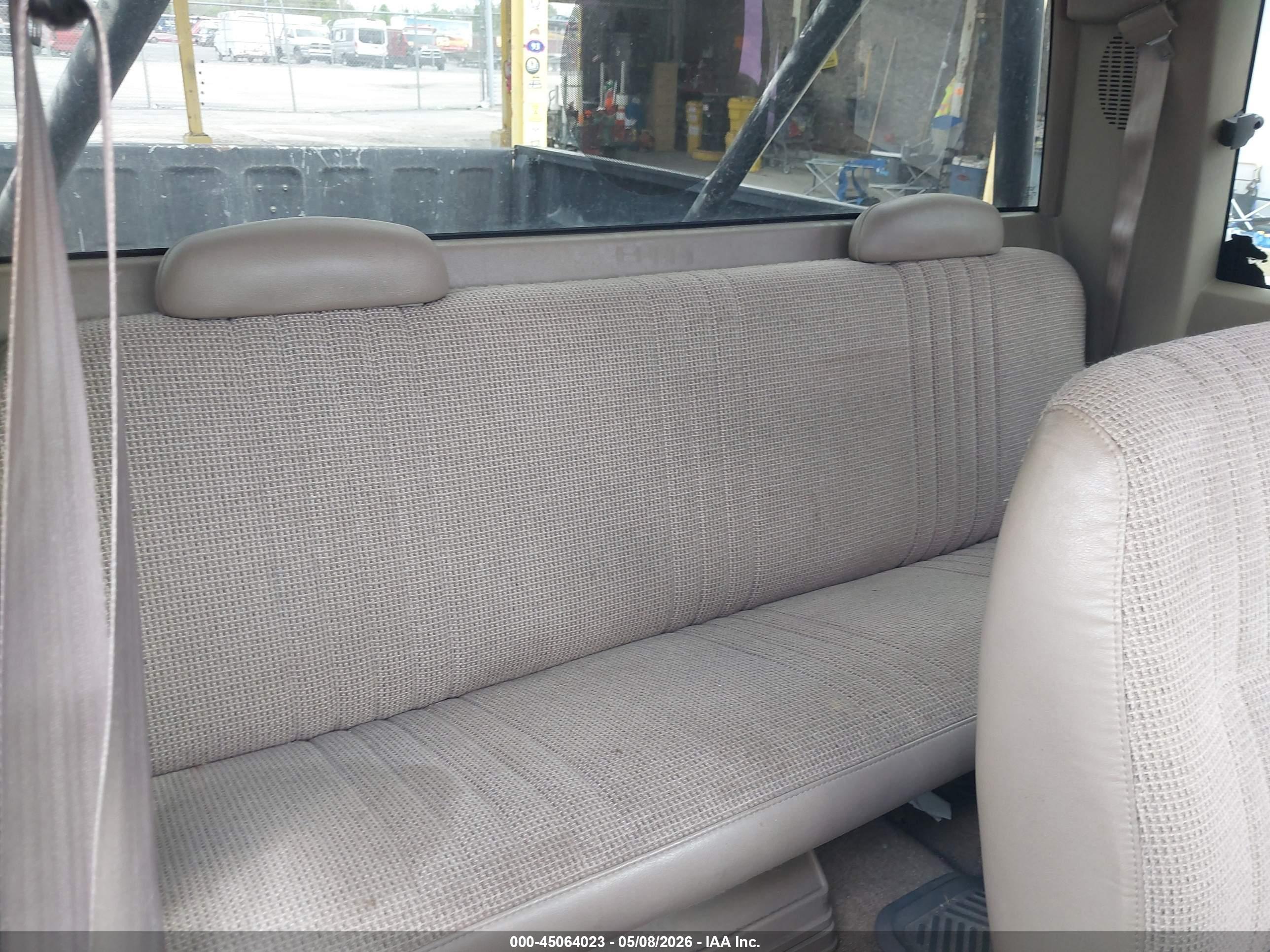 CHEVROLET K1500 image 8