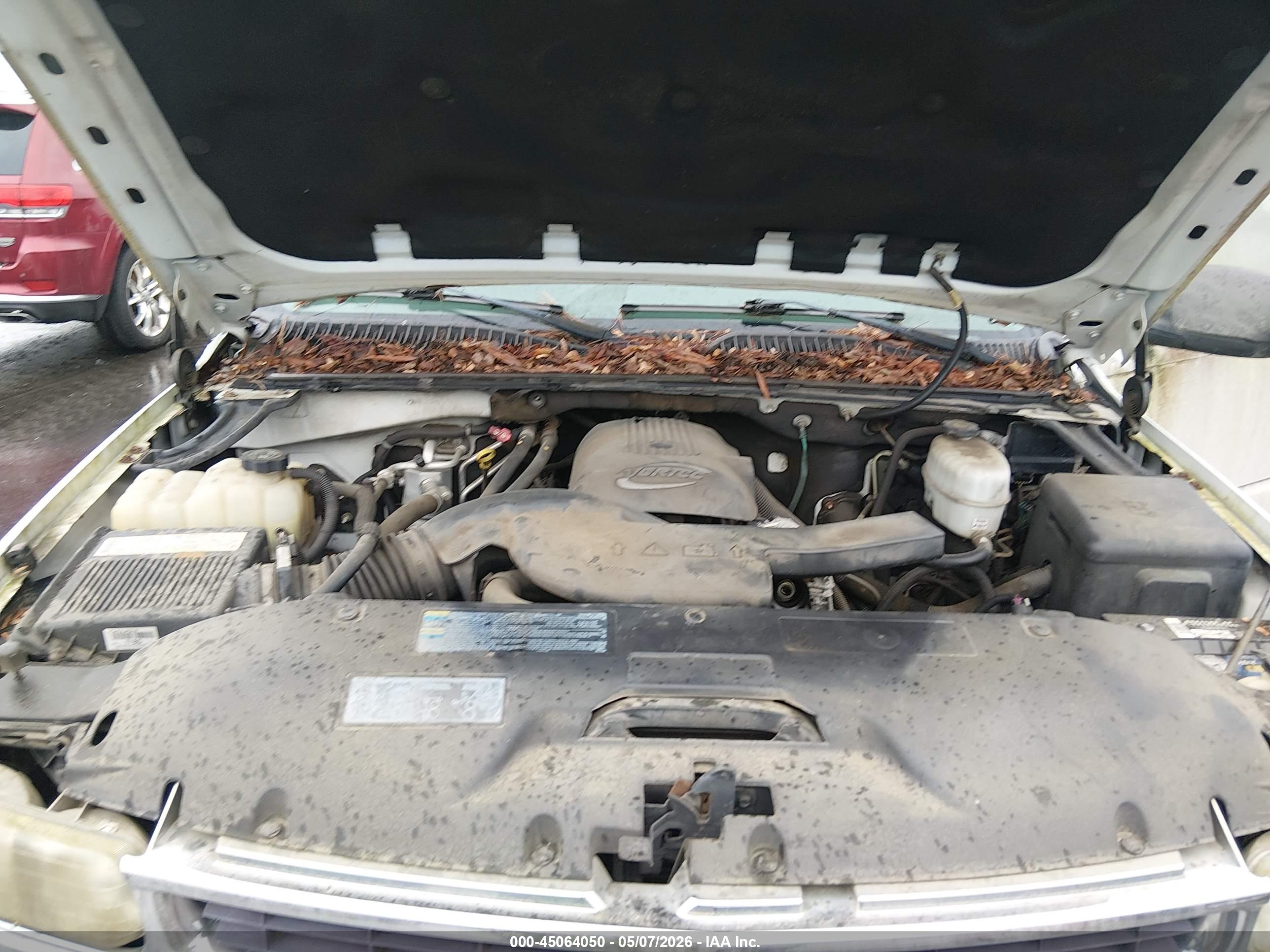 CHEVROLET SUBURBAN image 10
