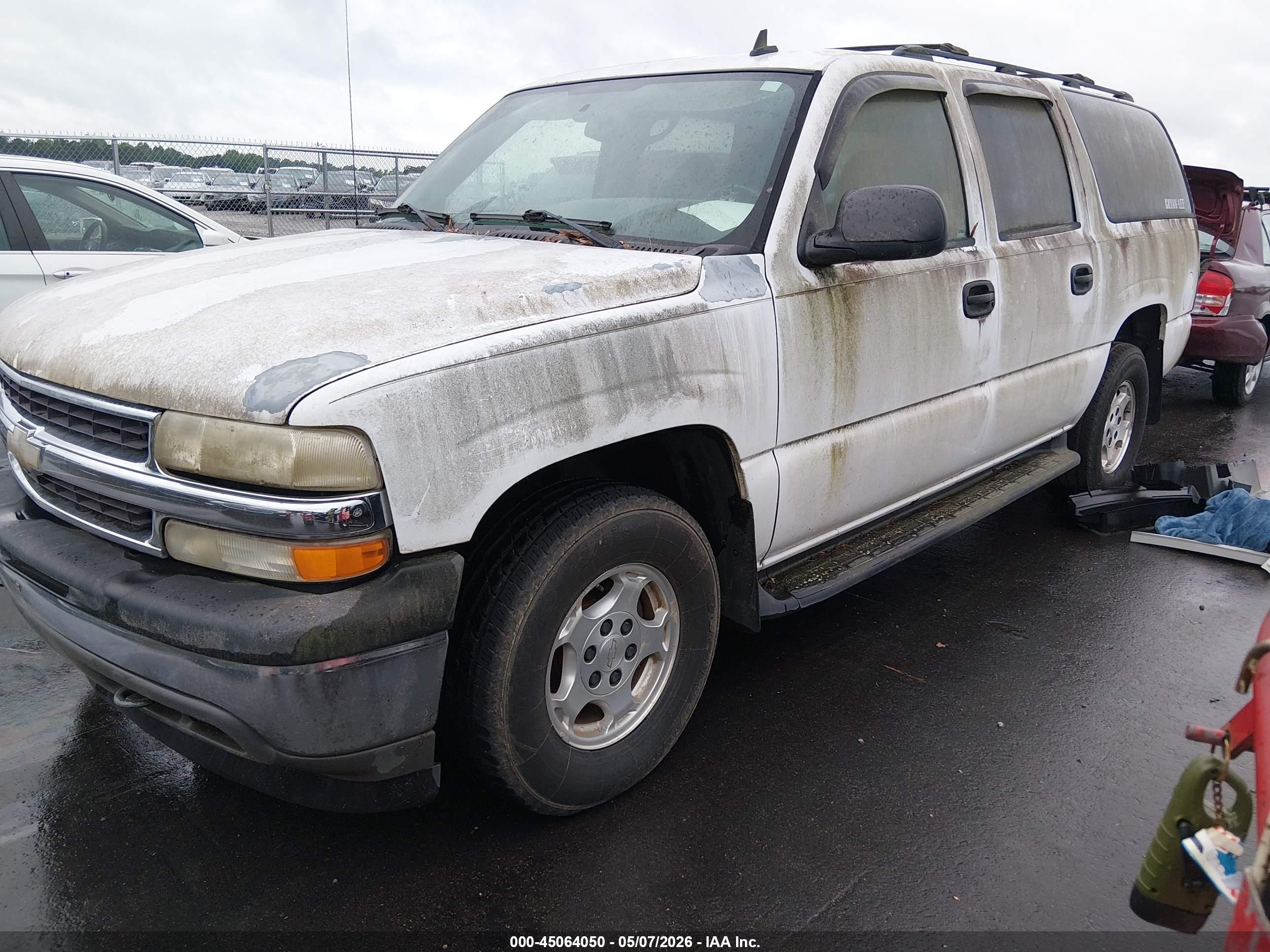 CHEVROLET SUBURBAN image 2