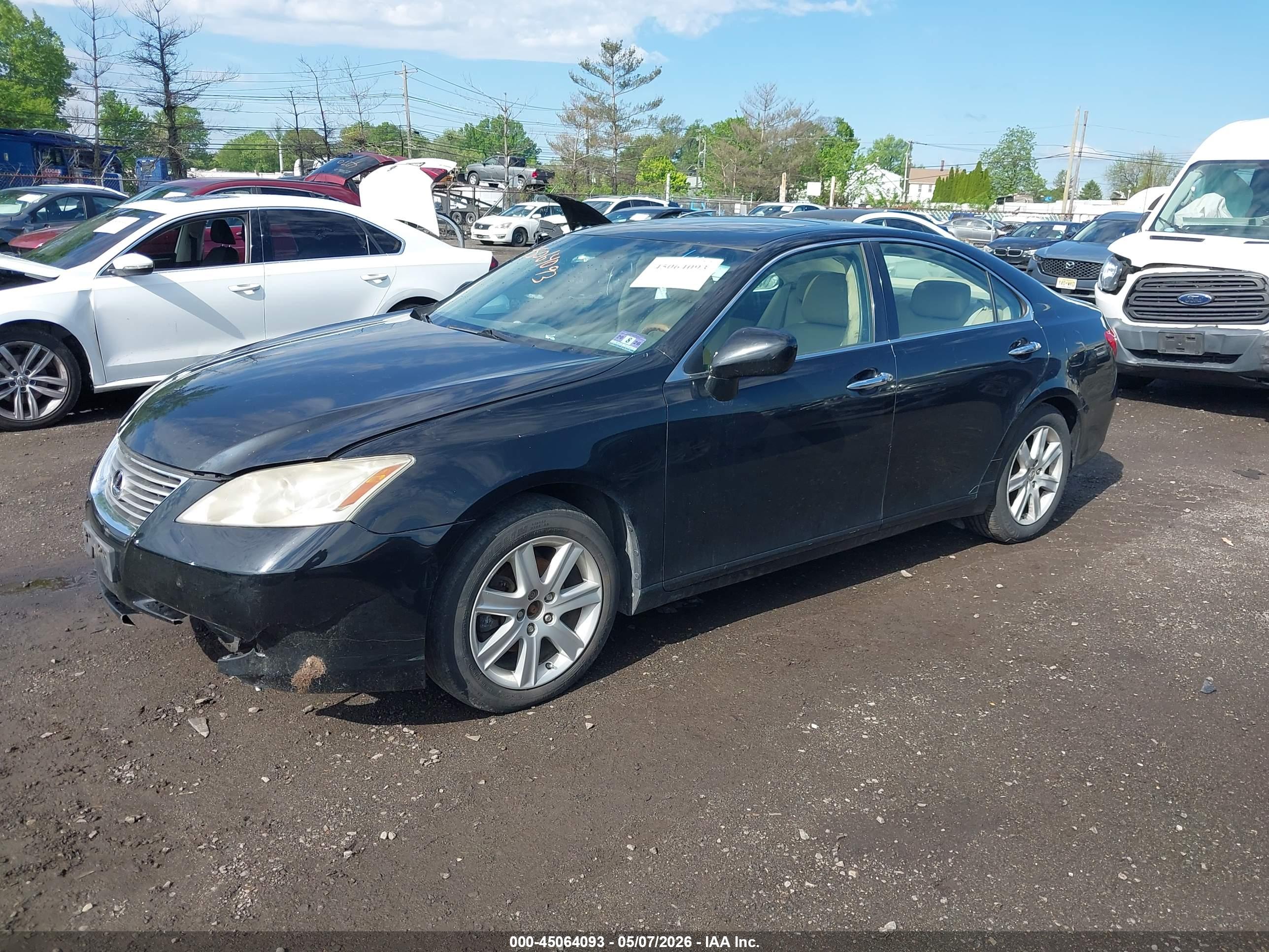 LEXUS ES image 2