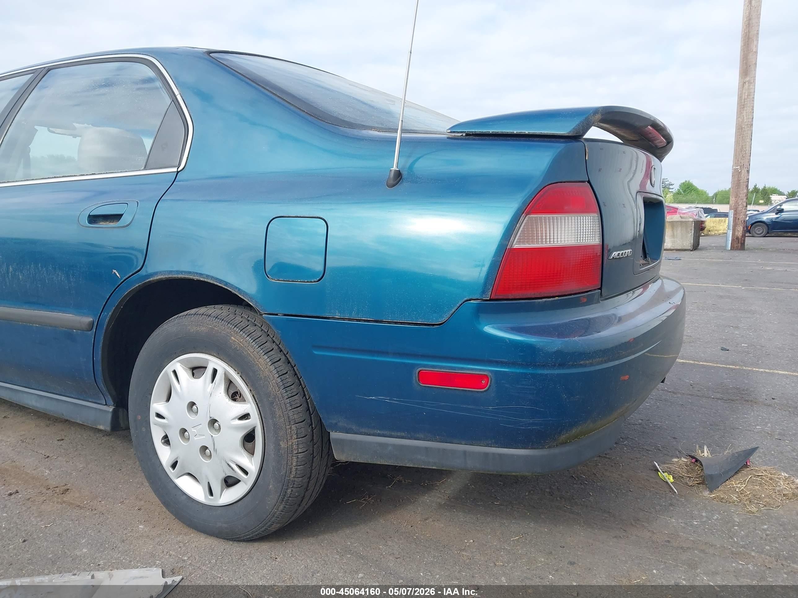 HONDA ACCORD image 6