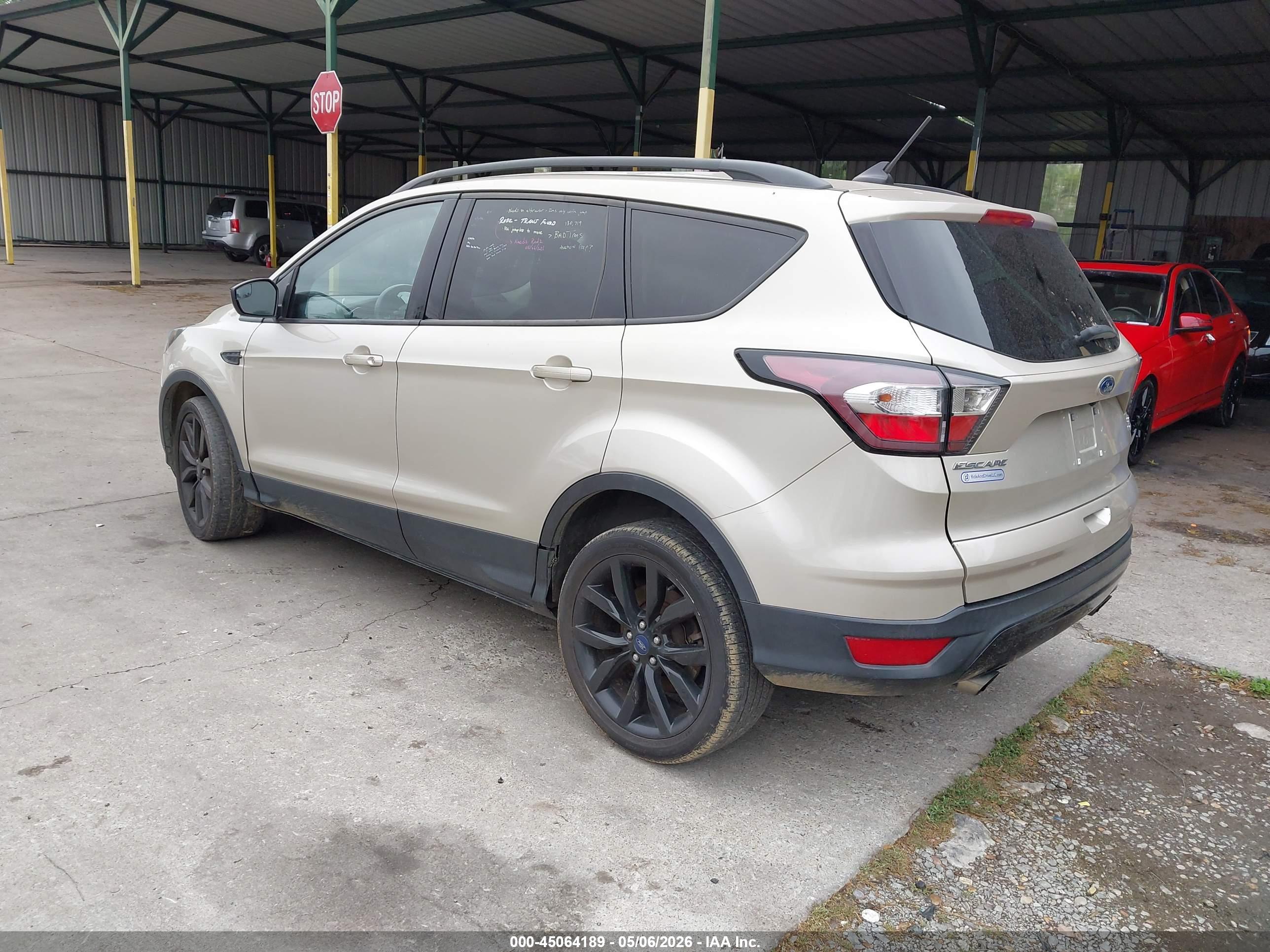 FORD ESCAPE image 3