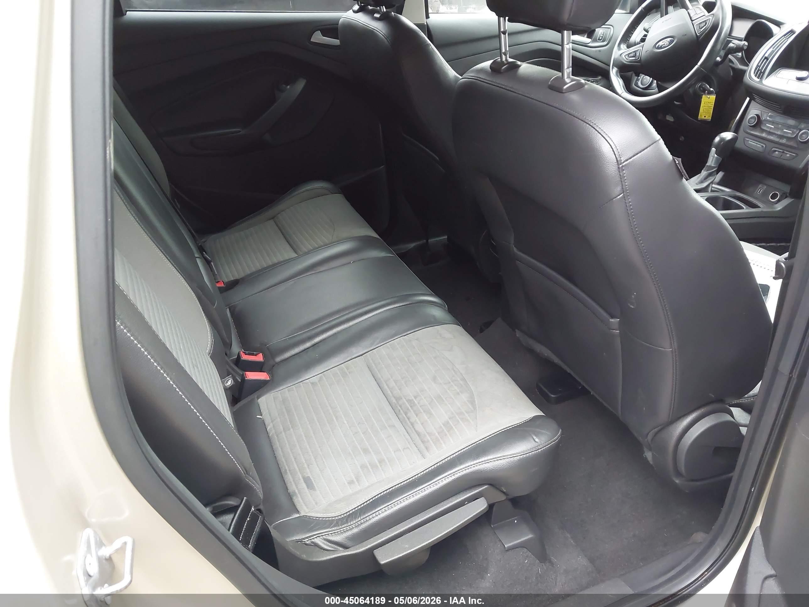 FORD ESCAPE image 8