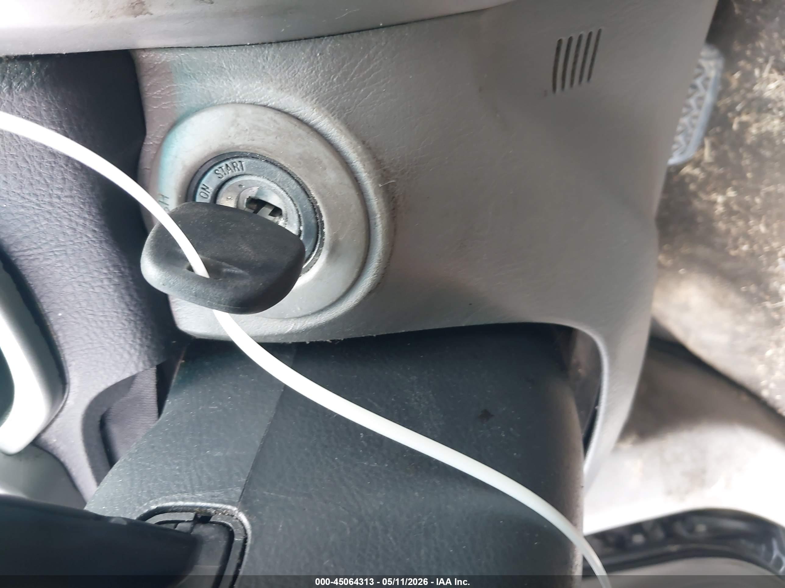 TOYOTA 4RUNNER image 11