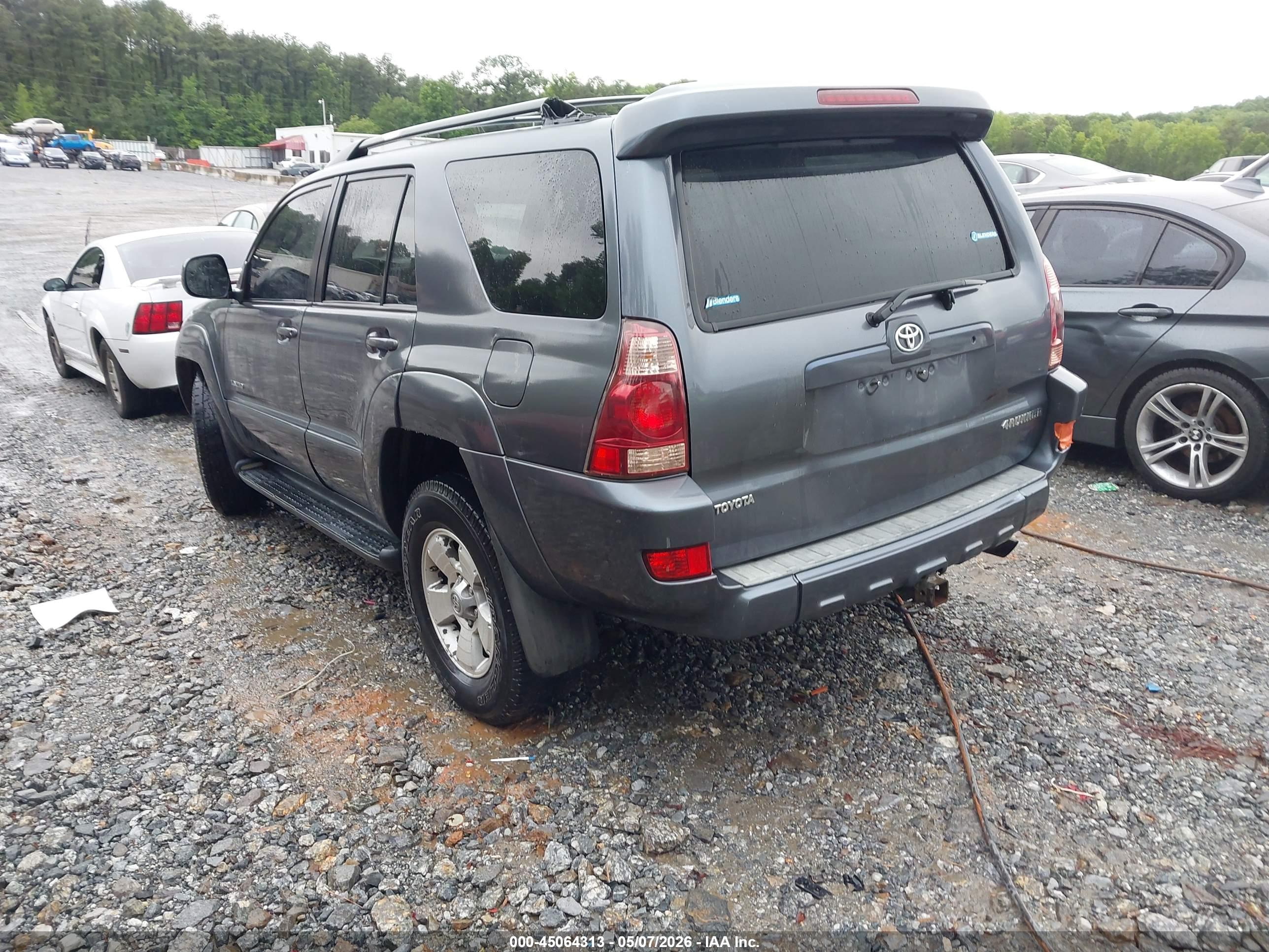 TOYOTA 4RUNNER image 3