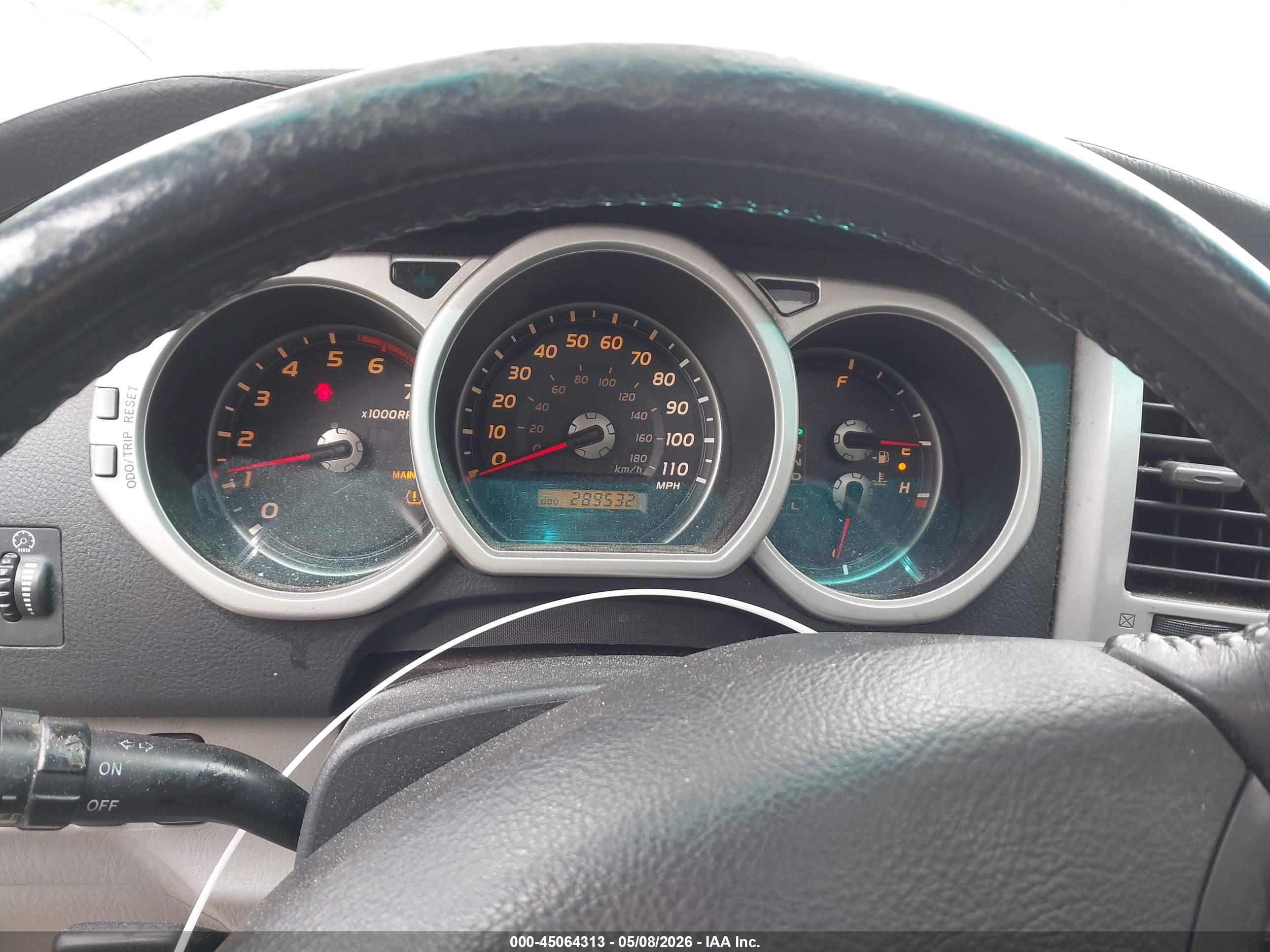 TOYOTA 4RUNNER image 7